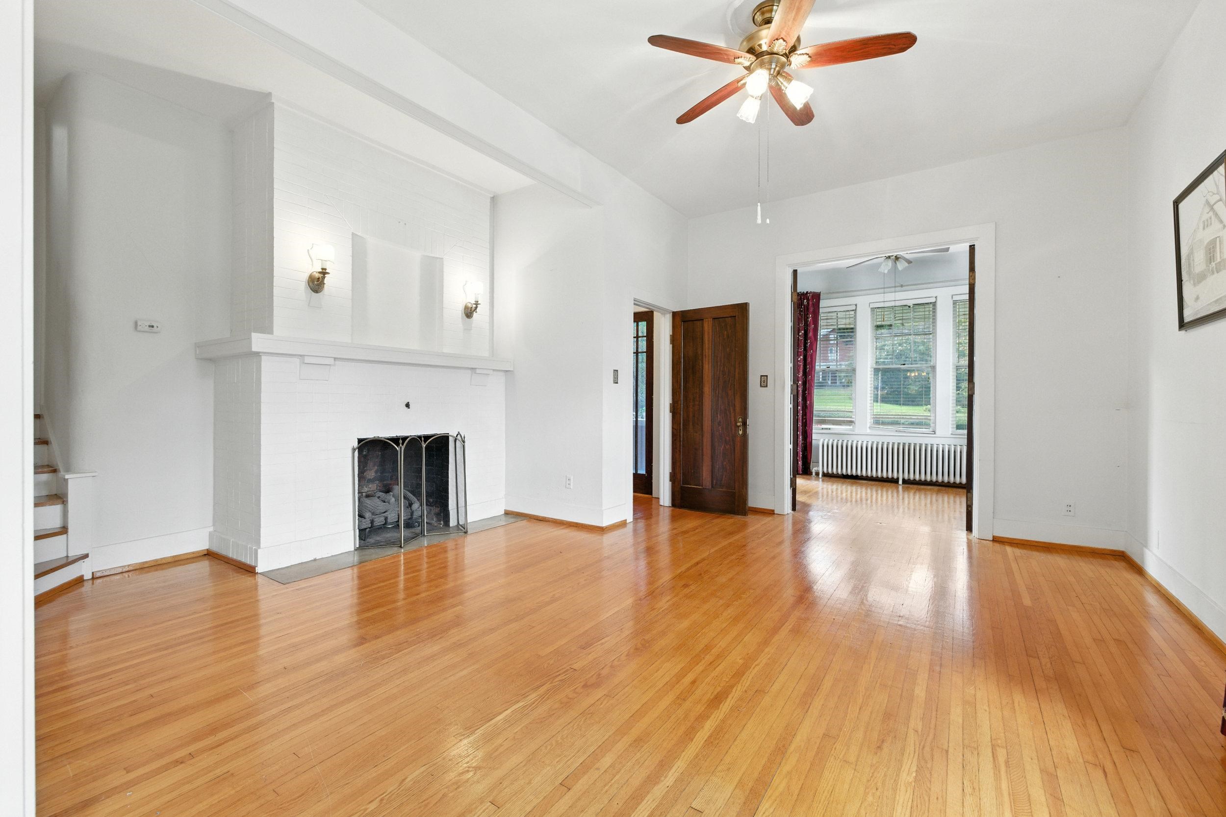 157 S COURT ST, LURAY, Virginia 22835, 3 Bedrooms Bedrooms, ,2 BathroomsBathrooms,Residential,157 S COURT ST,669106 MLS # 669106