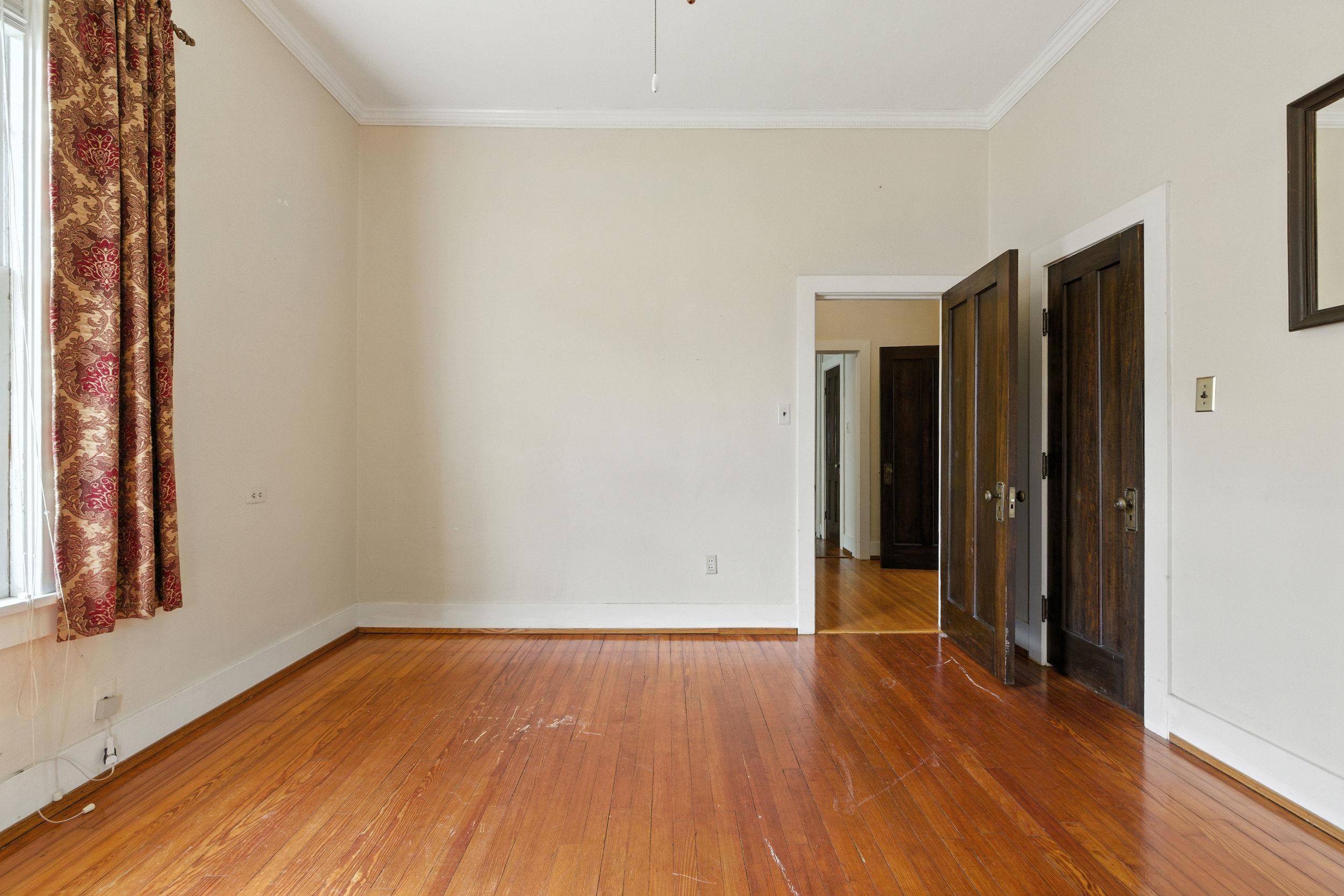 157 S COURT ST, LURAY, Virginia 22835, 3 Bedrooms Bedrooms, ,2 BathroomsBathrooms,Residential,157 S COURT ST,669106 MLS # 669106