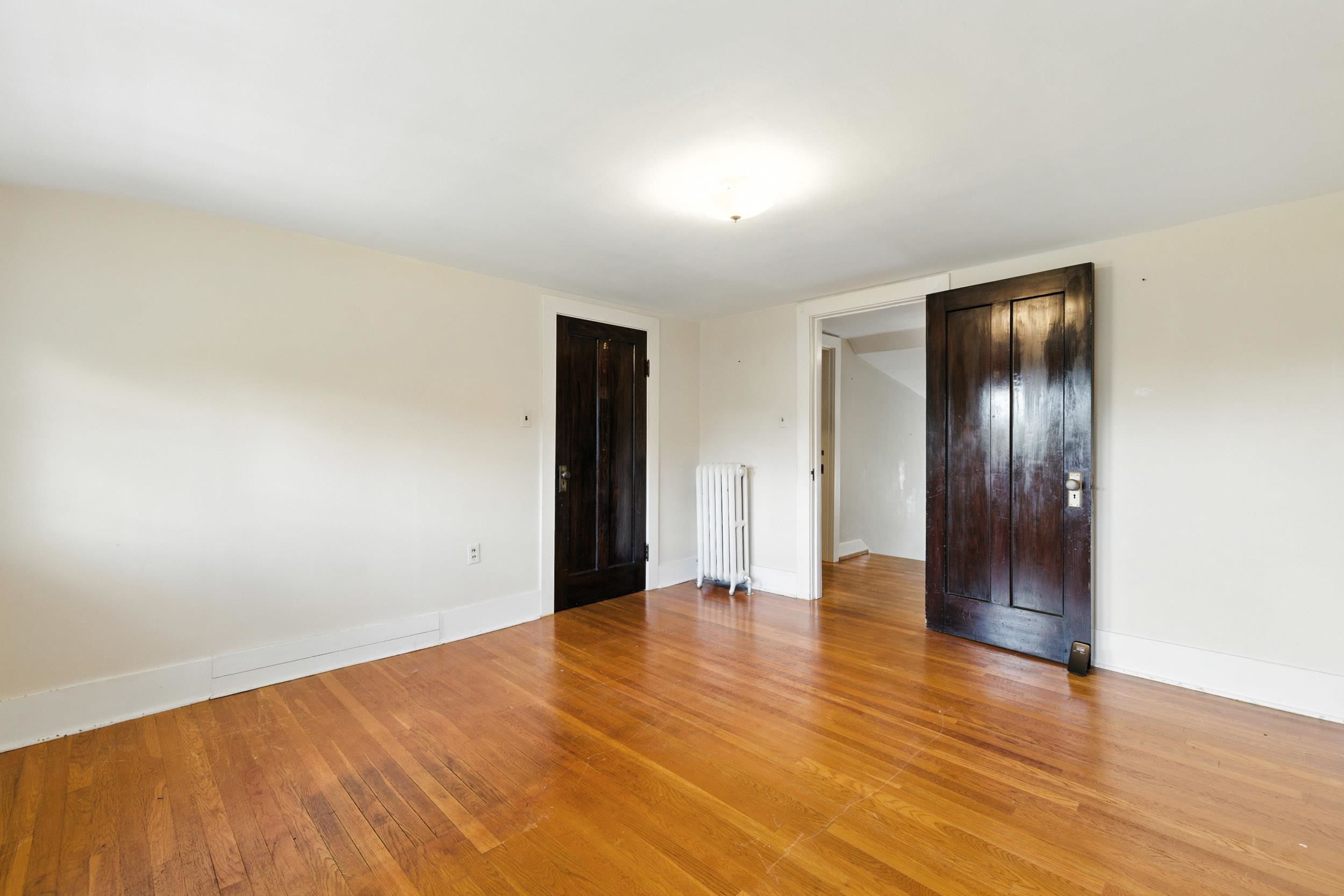 157 S COURT ST, LURAY, Virginia 22835, 3 Bedrooms Bedrooms, ,2 BathroomsBathrooms,Residential,157 S COURT ST,669106 MLS # 669106