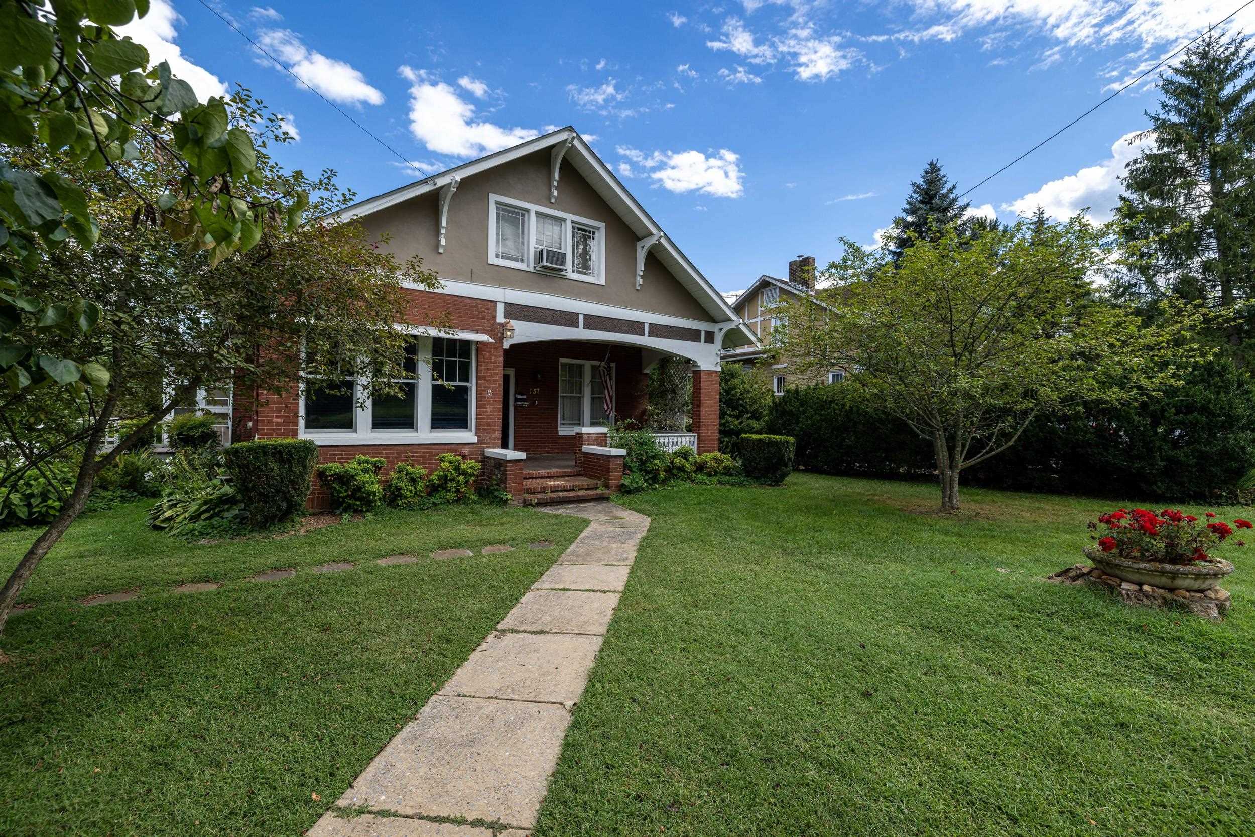 157 S COURT ST, LURAY, Virginia 22835, 3 Bedrooms Bedrooms, ,2 BathroomsBathrooms,Residential,157 S COURT ST,669106 MLS # 669106