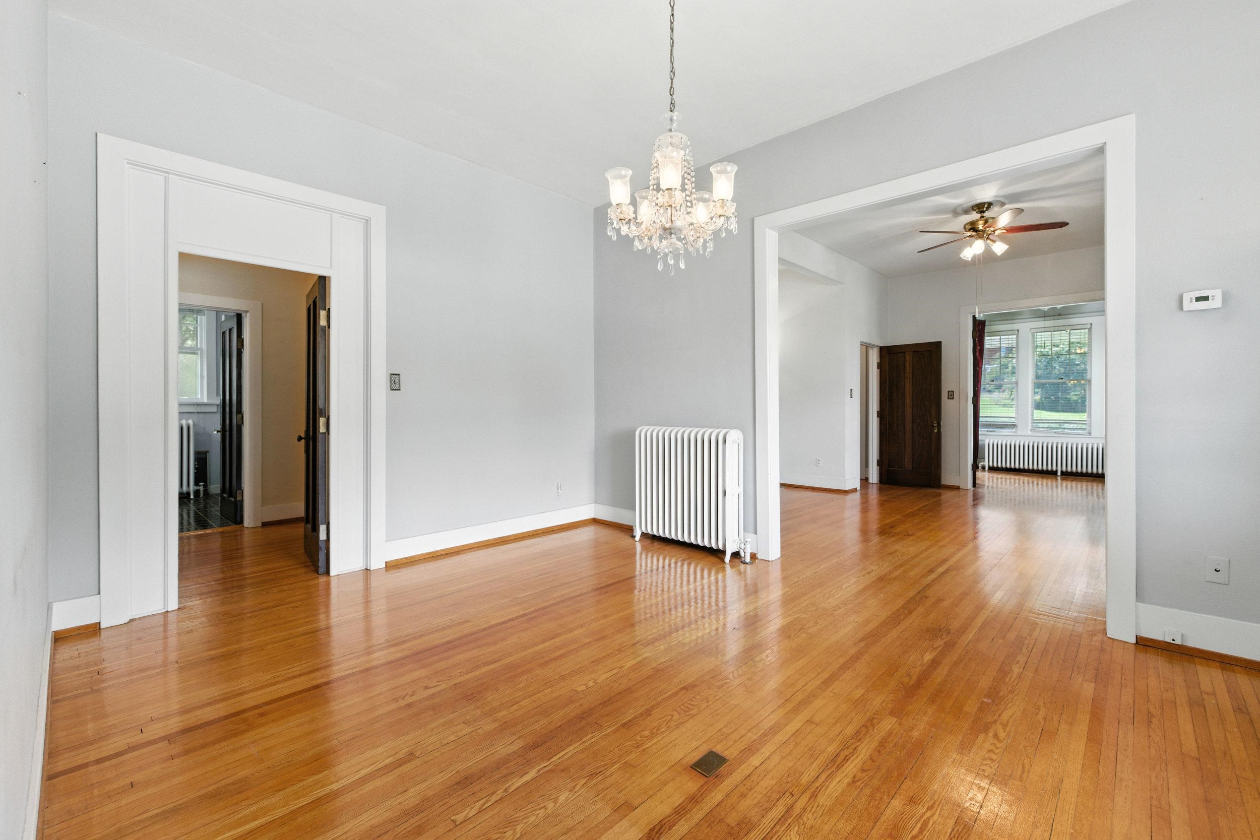 157 S COURT ST, LURAY, Virginia 22835, 3 Bedrooms Bedrooms, ,2 BathroomsBathrooms,Residential,157 S COURT ST,669106 MLS # 669106