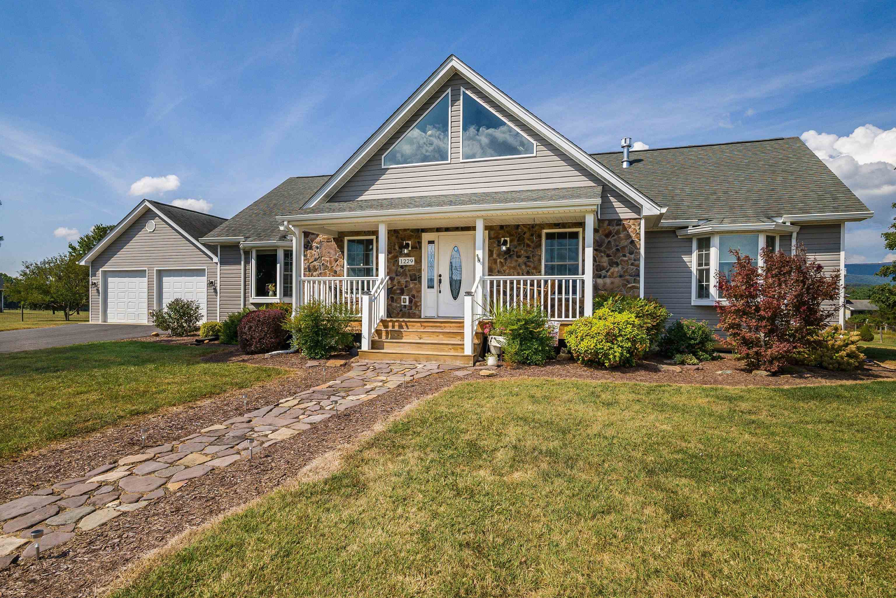 1229 RIVER RD, ELKTON, Virginia 22827, 3 Bedrooms Bedrooms, ,2 BathroomsBathrooms,Residential,1229 RIVER RD,669114 MLS # 669114