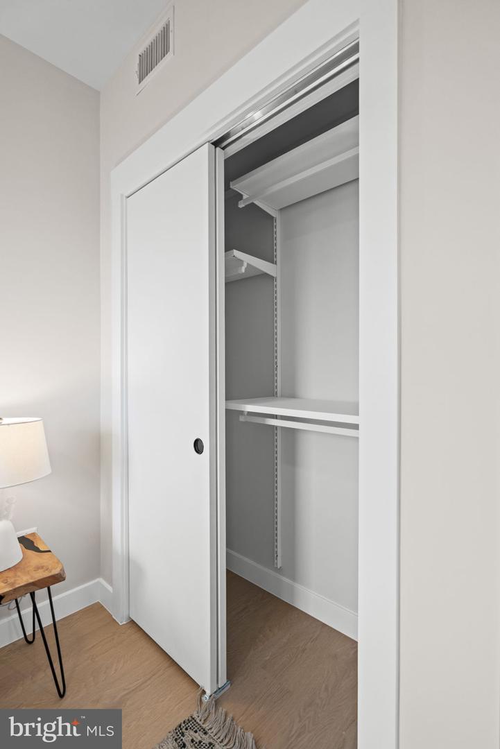 733 8TH ST SE #301, WASHINGTON, District Of Columbia 20003, 2 Bedrooms Bedrooms, ,1 BathroomBathrooms,Residential,For sale,733 8TH ST SE #301,DCDC2212376 MLS # DCDC2212376 733 8TH ST SE #301, WASHINGTON, District Of Columbia 20003, 2 Bedrooms Bedrooms, ,1 BathroomBathrooms,Residential,For sale,733 8TH ST SE #301,DCDC2212376 MLS # DCDC2212376