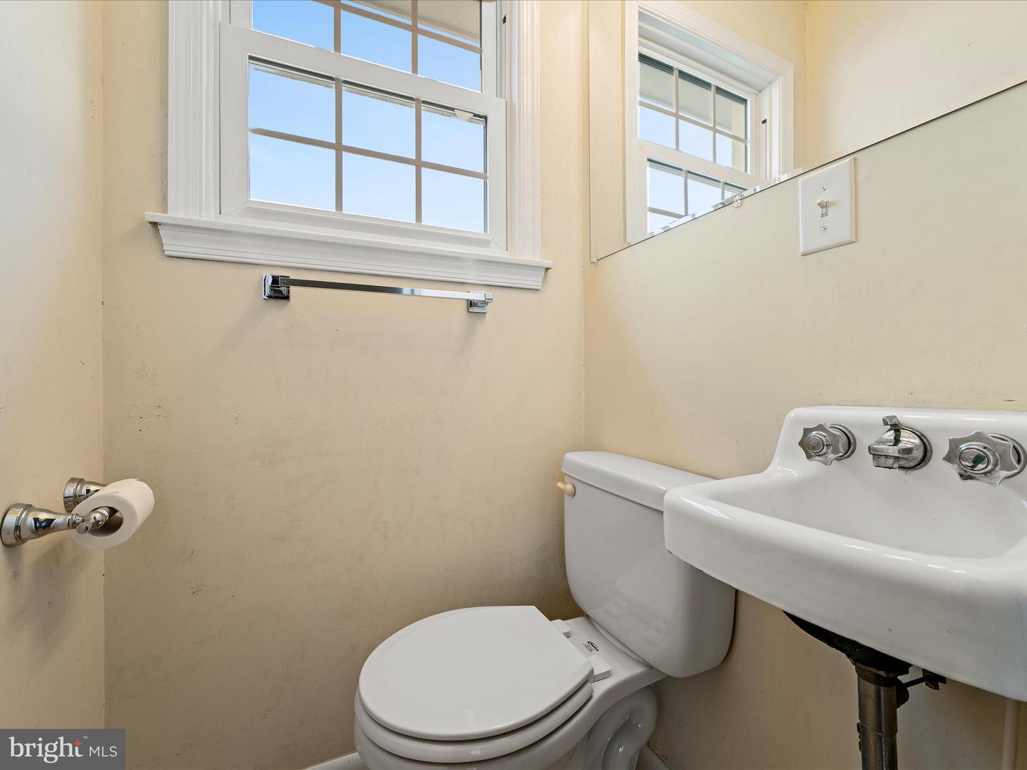 902 CARPERS PIKE, GORE, Virginia 22637, 3 Bedrooms Bedrooms, ,3 BathroomsBathrooms,Residential,For sale,902 CARPERS PIKE,VAFV2035918 MLS # VAFV2035918