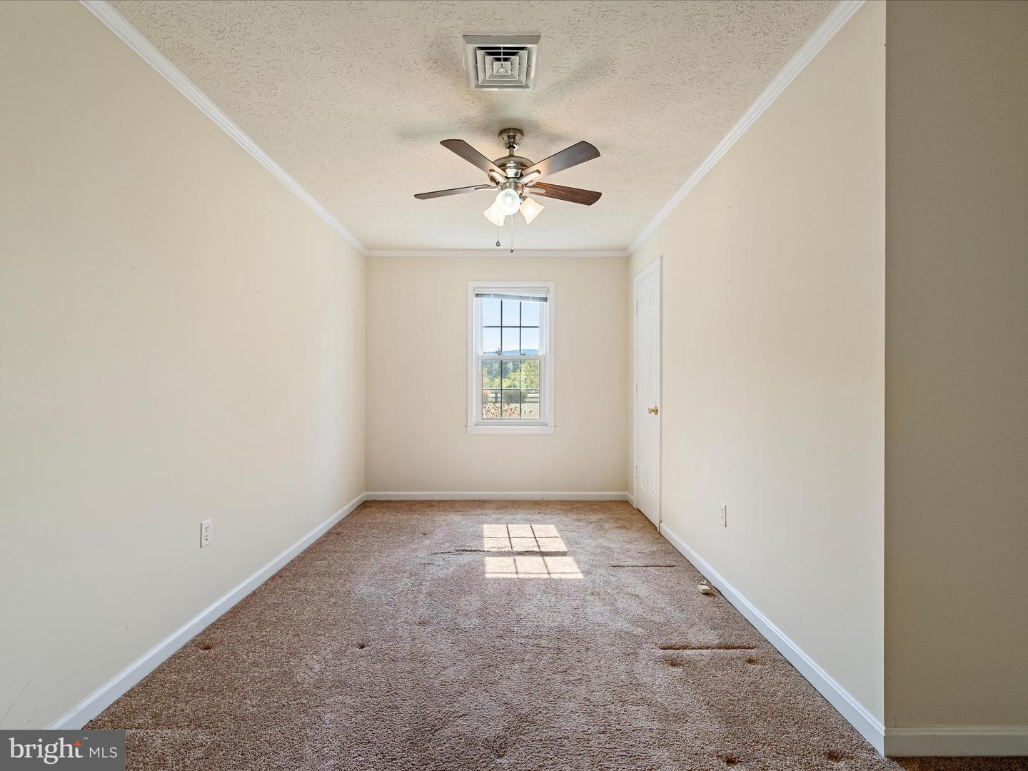 902 CARPERS PIKE, GORE, Virginia 22637, 3 Bedrooms Bedrooms, ,3 BathroomsBathrooms,Residential,For sale,902 CARPERS PIKE,VAFV2035918 MLS # VAFV2035918