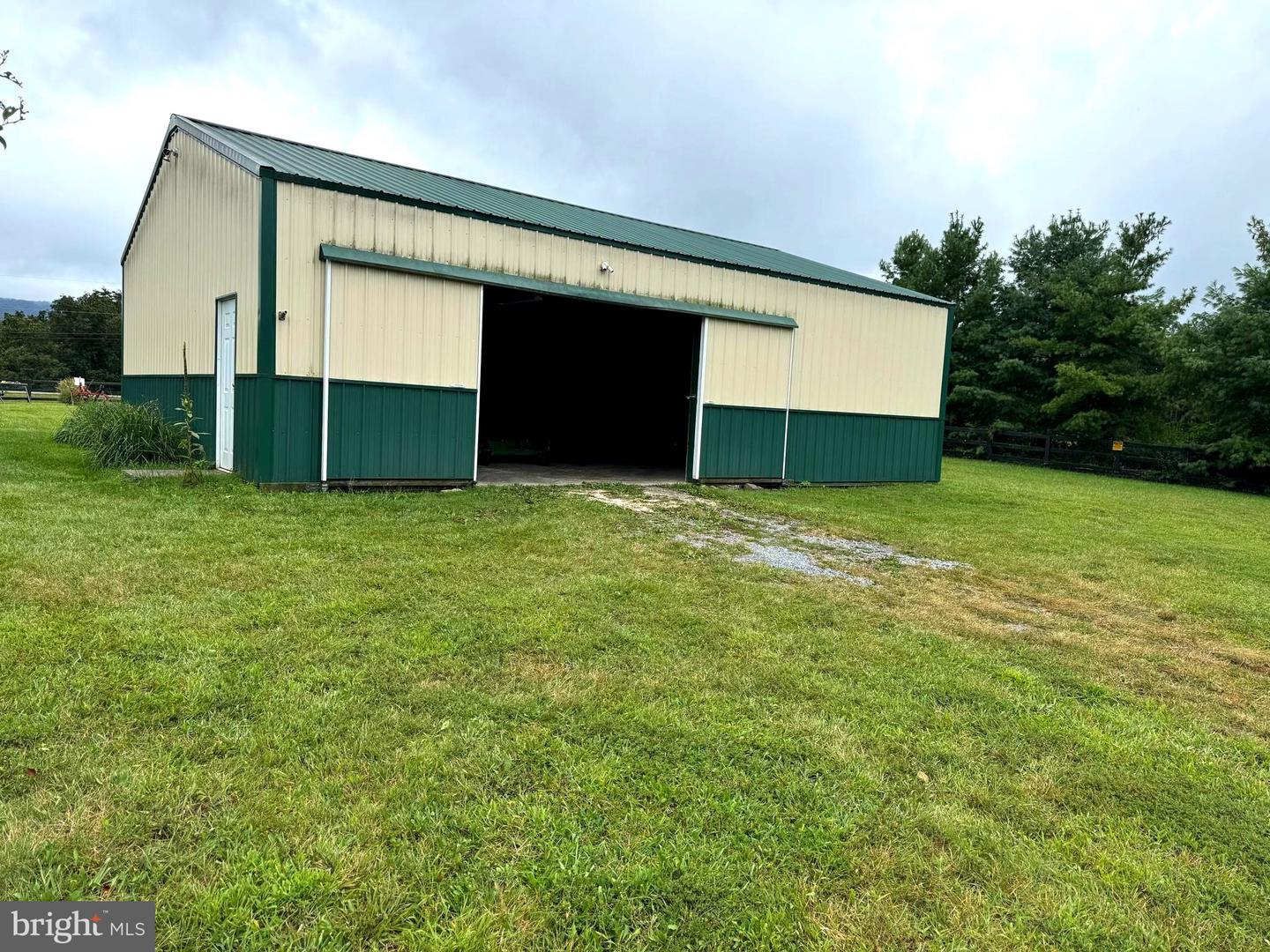 902 CARPERS PIKE, GORE, Virginia 22637, 3 Bedrooms Bedrooms, ,3 BathroomsBathrooms,Residential,For sale,902 CARPERS PIKE,VAFV2035918 MLS # VAFV2035918