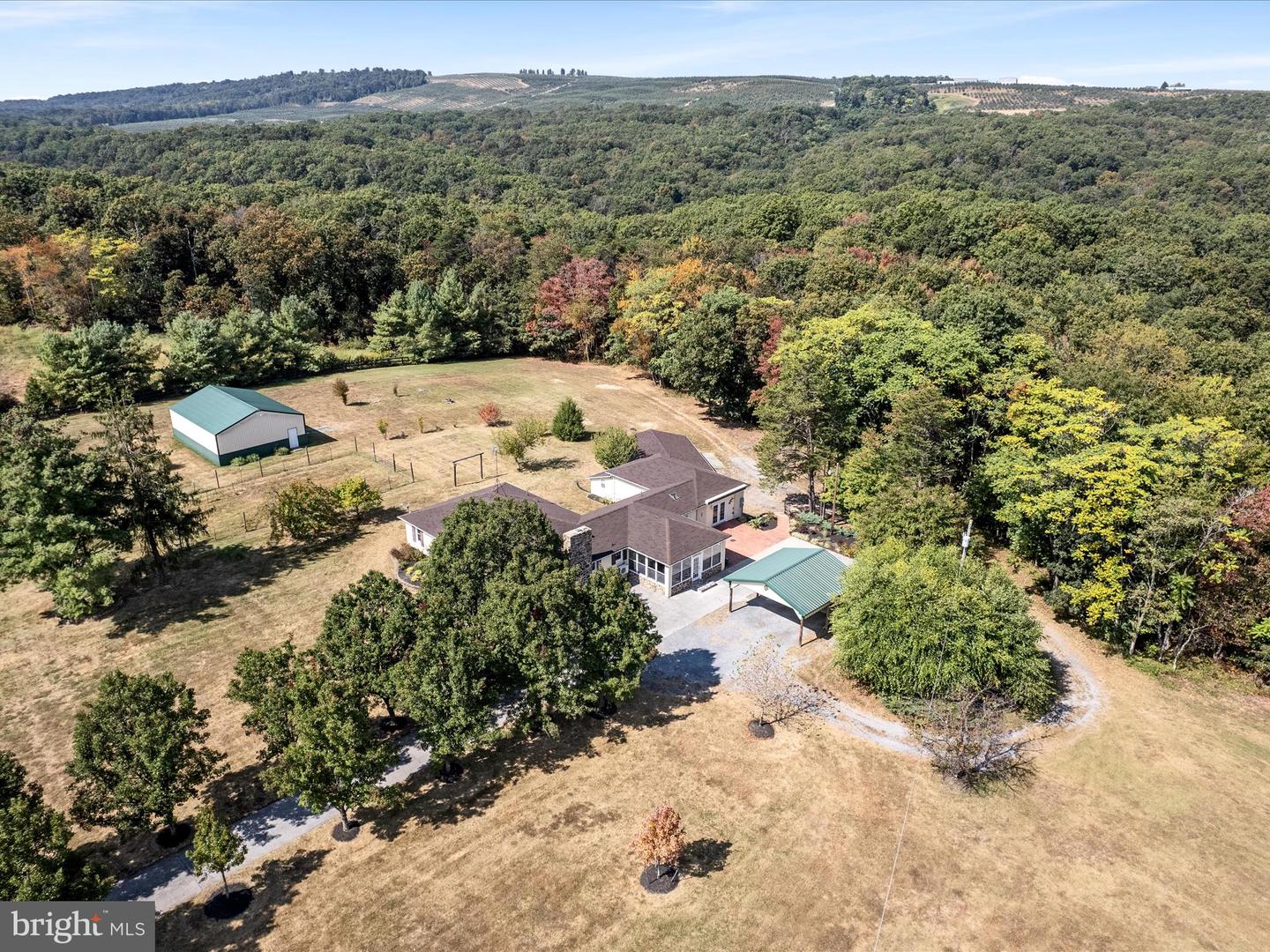 902 CARPERS PIKE, GORE, Virginia 22637, 3 Bedrooms Bedrooms, ,3 BathroomsBathrooms,Residential,For sale,902 CARPERS PIKE,VAFV2035918 MLS # VAFV2035918