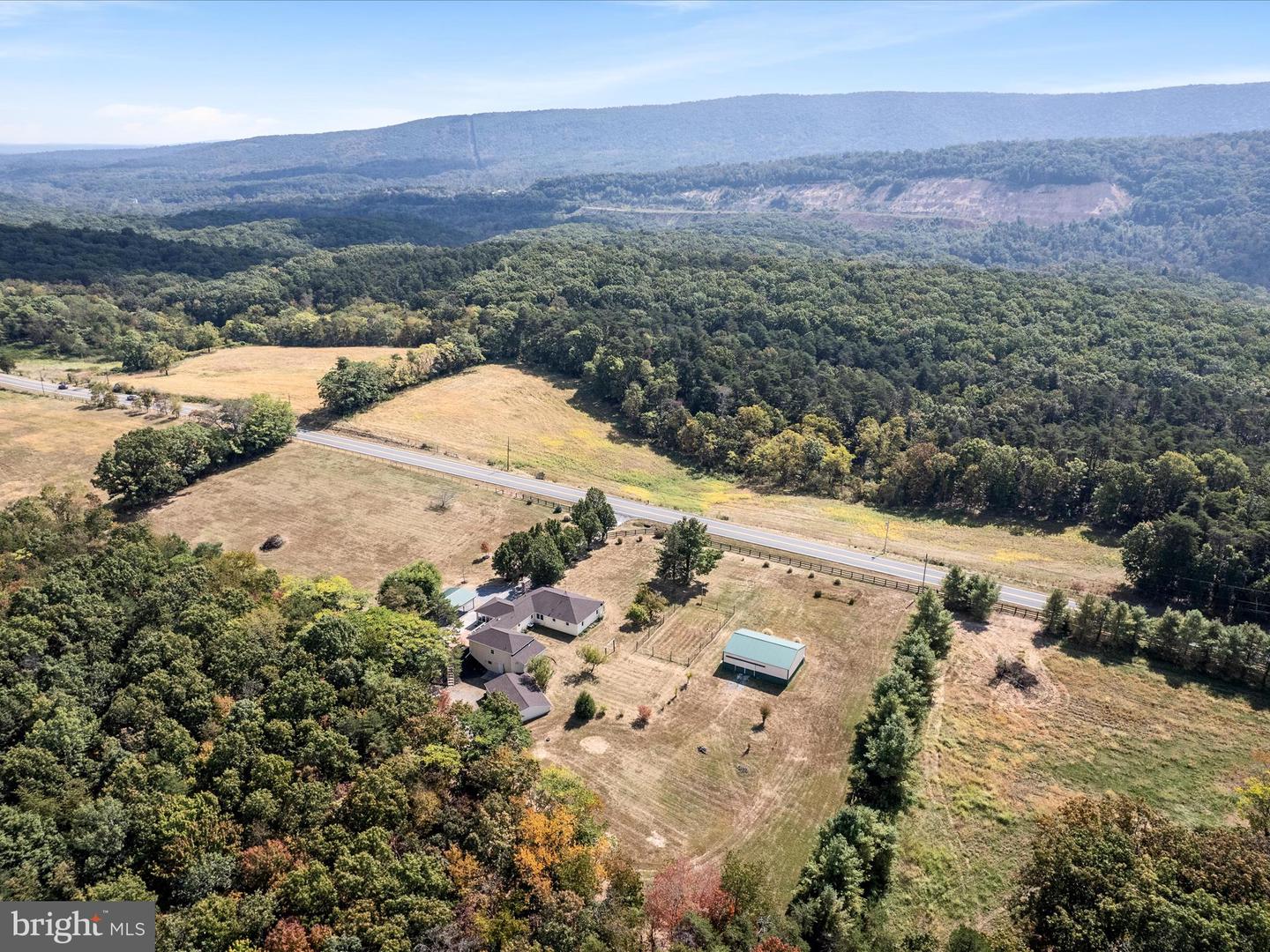 902 CARPERS PIKE, GORE, Virginia 22637, 3 Bedrooms Bedrooms, ,3 BathroomsBathrooms,Residential,For sale,902 CARPERS PIKE,VAFV2035918 MLS # VAFV2035918