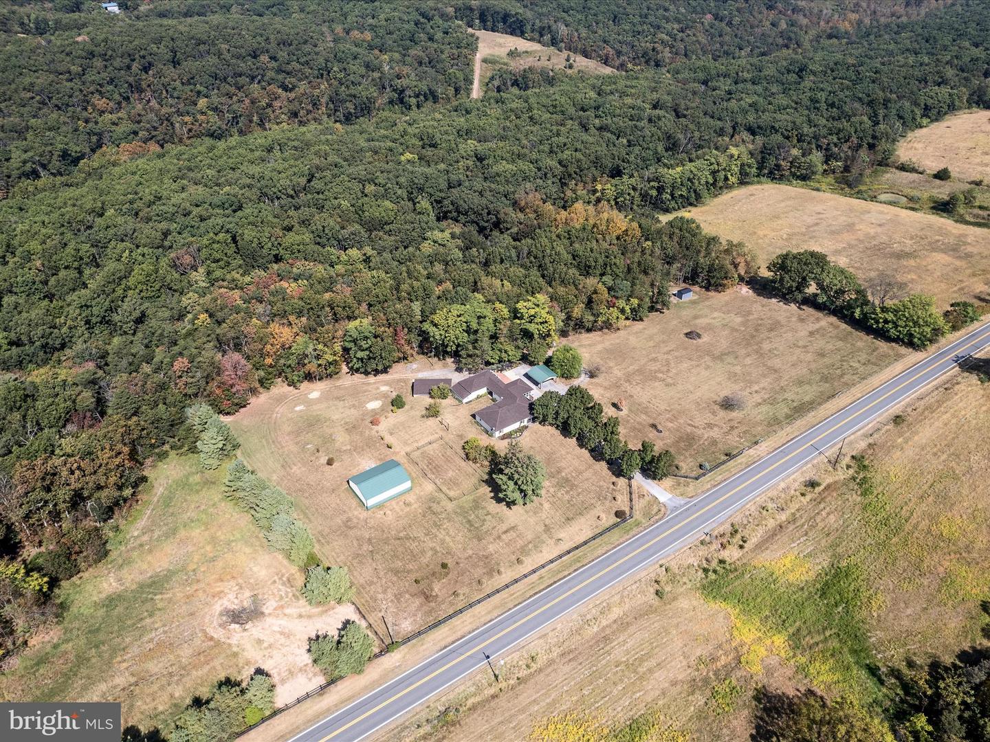 902 CARPERS PIKE, GORE, Virginia 22637, 3 Bedrooms Bedrooms, ,3 BathroomsBathrooms,Residential,For sale,902 CARPERS PIKE,VAFV2035918 MLS # VAFV2035918