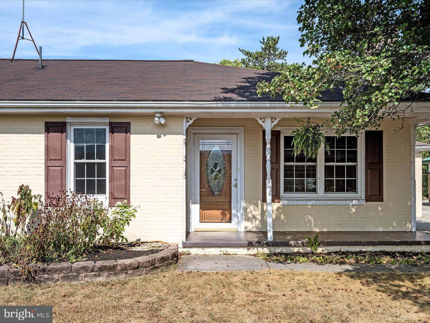 902 CARPERS PIKE, GORE, Virginia 22637, 3 Bedrooms Bedrooms, ,3 BathroomsBathrooms,Residential,For sale,902 CARPERS PIKE,VAFV2035918 MLS # VAFV2035918