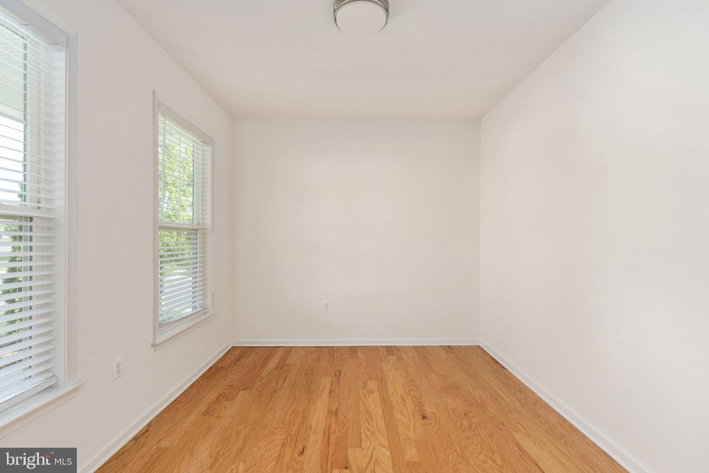 12211 GLEN OAKS DR, FREDERICKSBURG, Virginia 22407, 2 Bedrooms Bedrooms, 9 Rooms Rooms,2 BathroomsBathrooms,Residential,For sale,12211 GLEN OAKS DR,VASP2035944 MLS # VASP2035944
