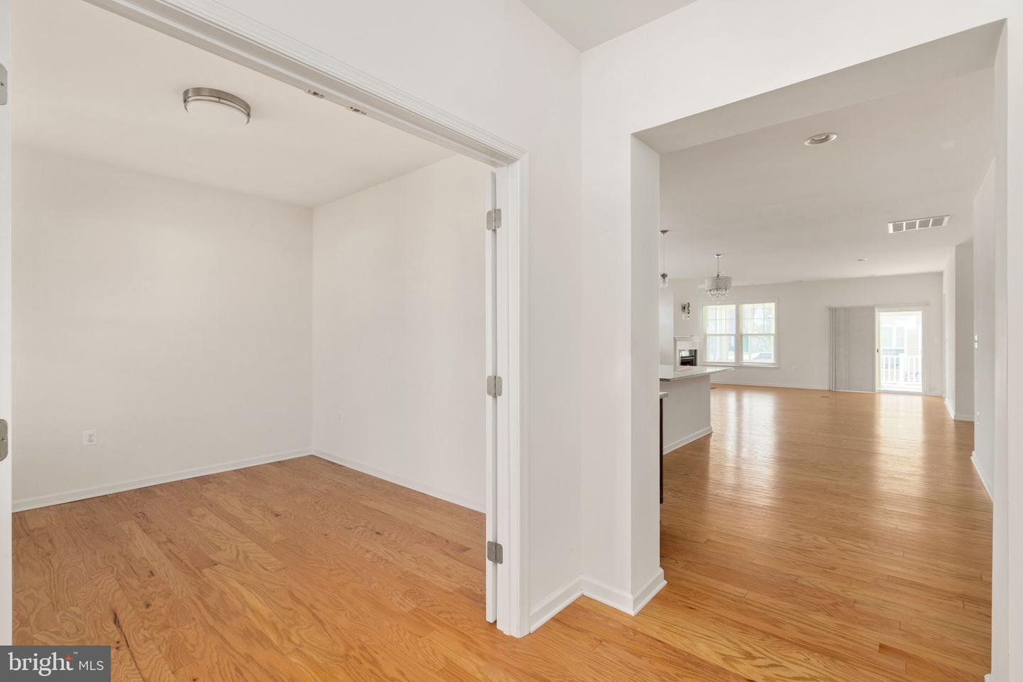 12211 GLEN OAKS DR, FREDERICKSBURG, Virginia 22407, 2 Bedrooms Bedrooms, 9 Rooms Rooms,2 BathroomsBathrooms,Residential,For sale,12211 GLEN OAKS DR,VASP2035944 MLS # VASP2035944
