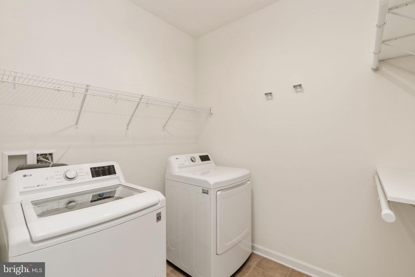 12211 GLEN OAKS DR, FREDERICKSBURG, Virginia 22407, 2 Bedrooms Bedrooms, 9 Rooms Rooms,2 BathroomsBathrooms,Residential,For sale,12211 GLEN OAKS DR,VASP2035944 MLS # VASP2035944