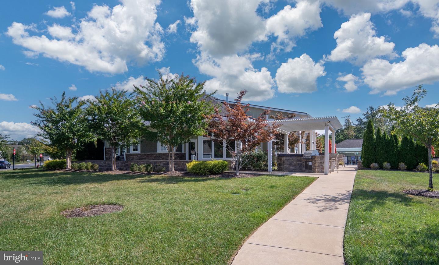 12211 GLEN OAKS DR, FREDERICKSBURG, Virginia 22407, 2 Bedrooms Bedrooms, 9 Rooms Rooms,2 BathroomsBathrooms,Residential,For sale,12211 GLEN OAKS DR,VASP2035944 MLS # VASP2035944