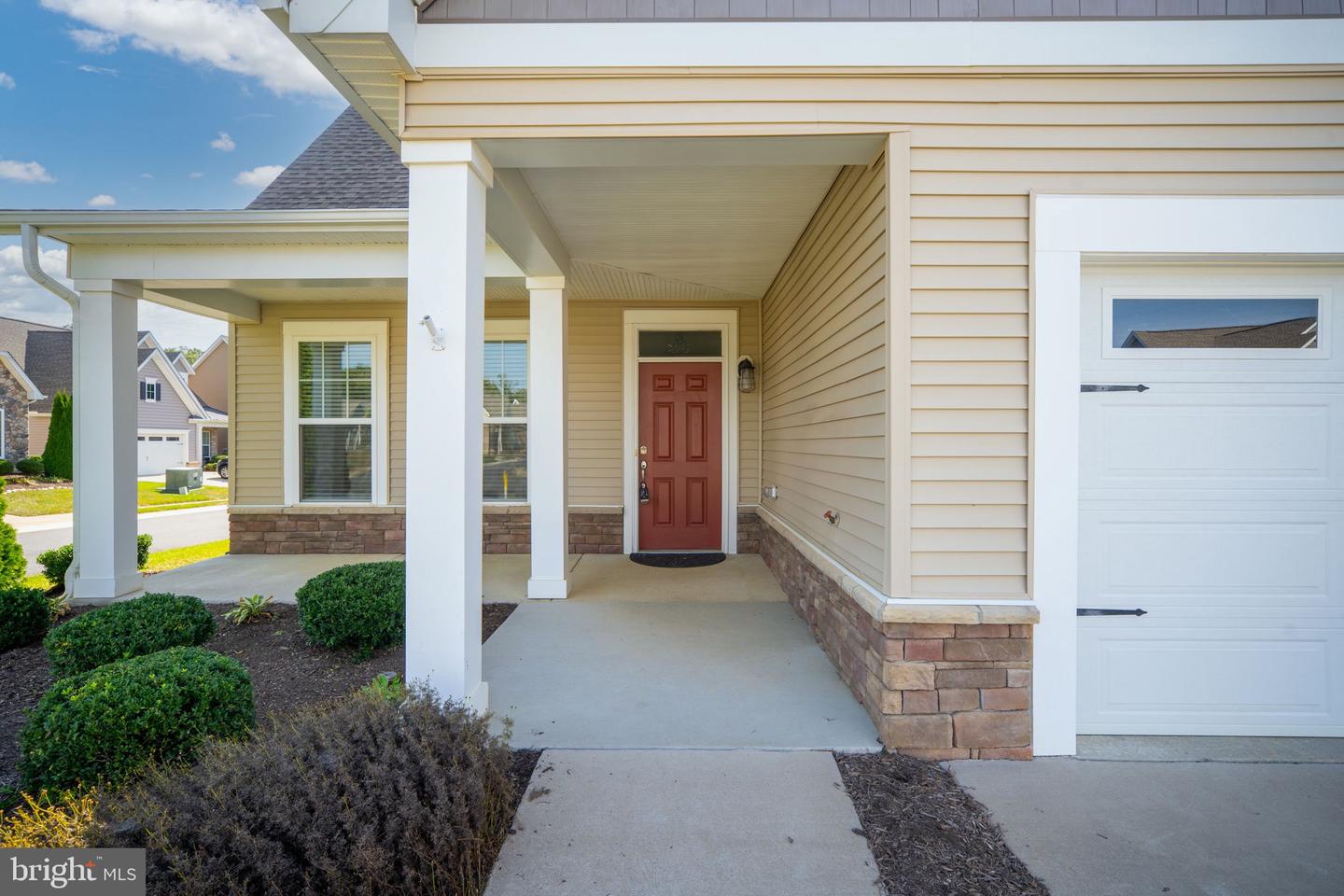 12211 GLEN OAKS DR, FREDERICKSBURG, Virginia 22407, 2 Bedrooms Bedrooms, 9 Rooms Rooms,2 BathroomsBathrooms,Residential,For sale,12211 GLEN OAKS DR,VASP2035944 MLS # VASP2035944