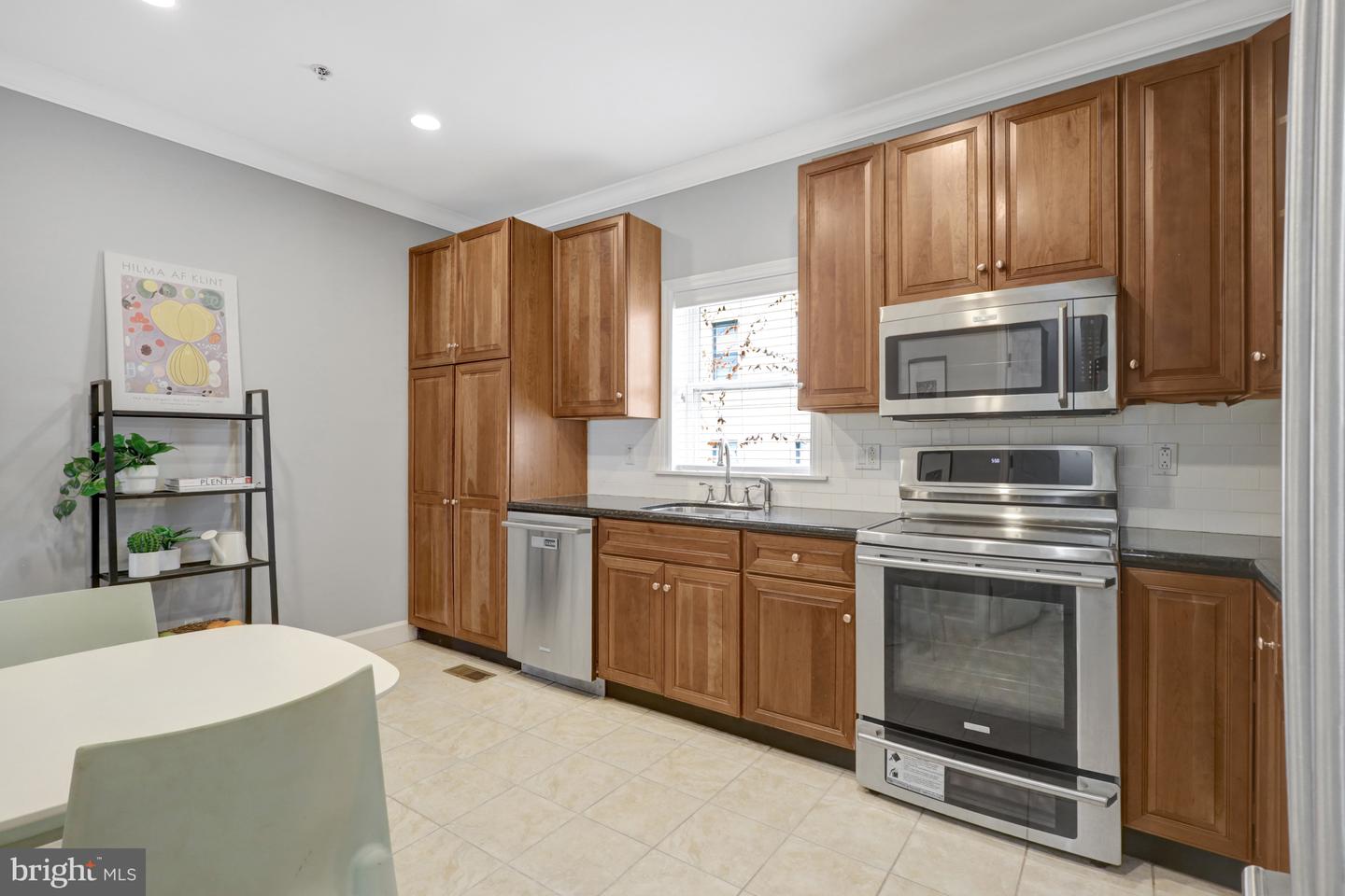 927 12TH ST NE, WASHINGTON, District Of Columbia 20002, 5 Bedrooms Bedrooms, ,5 BathroomsBathrooms,Residential,For sale,927 12TH ST NE,DCDC2220430 MLS # DCDC2220430 927 12TH ST NE, WASHINGTON, District Of Columbia 20002, 5 Bedrooms Bedrooms, ,5 BathroomsBathrooms,Residential,For sale,927 12TH ST NE,DCDC2220430 MLS # DCDC2220430