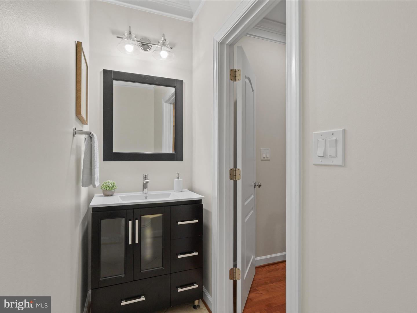 4086 CLOVET DR #32, FAIRFAX, Virginia 22030, 3 Bedrooms Bedrooms, ,3 BathroomsBathrooms,Residential,For sale,4086 CLOVET DR #32,VAFX2265932 MLS # VAFX2265932