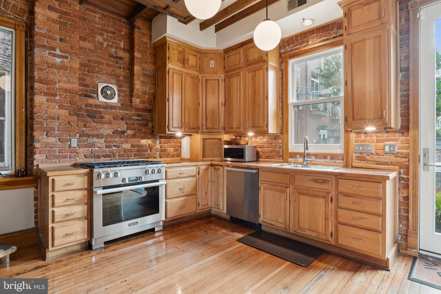 1406 12TH ST NW, WASHINGTON, District Of Columbia 20005, 6 Bedrooms Bedrooms, ,4 BathroomsBathrooms,Residential,For sale,1406 12TH ST NW,DCDC2221726 MLS # DCDC2221726