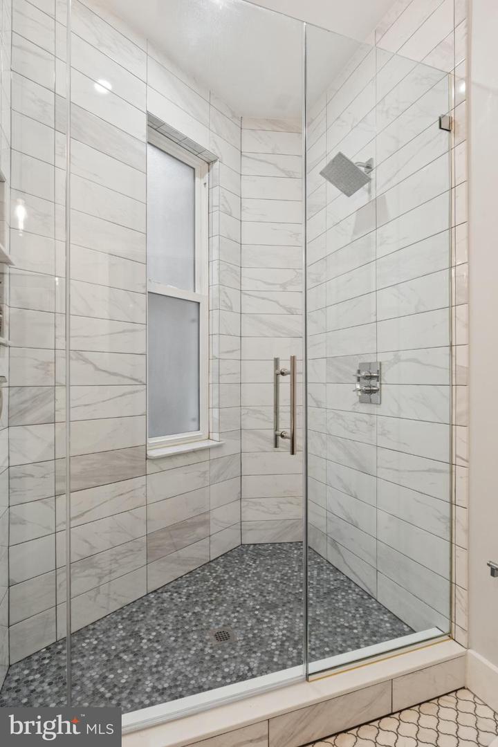 1406 12TH ST NW, WASHINGTON, District Of Columbia 20005, 6 Bedrooms Bedrooms, ,4 BathroomsBathrooms,Residential,For sale,1406 12TH ST NW,DCDC2221726 MLS # DCDC2221726