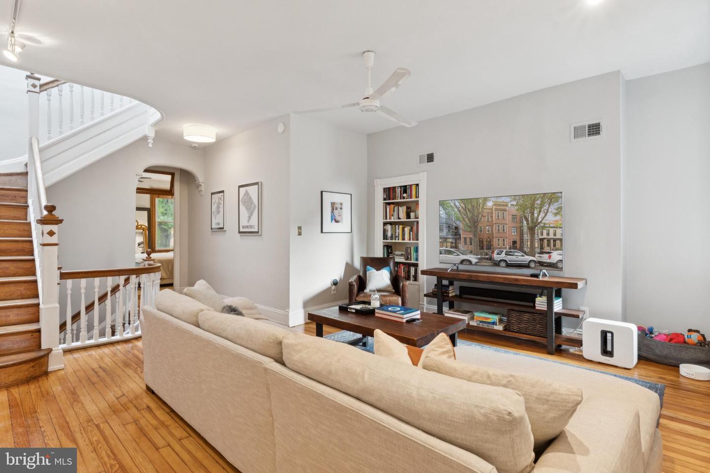 1406 12TH ST NW, WASHINGTON, District Of Columbia 20005, 6 Bedrooms Bedrooms, ,4 BathroomsBathrooms,Residential,For sale,1406 12TH ST NW,DCDC2221726 MLS # DCDC2221726