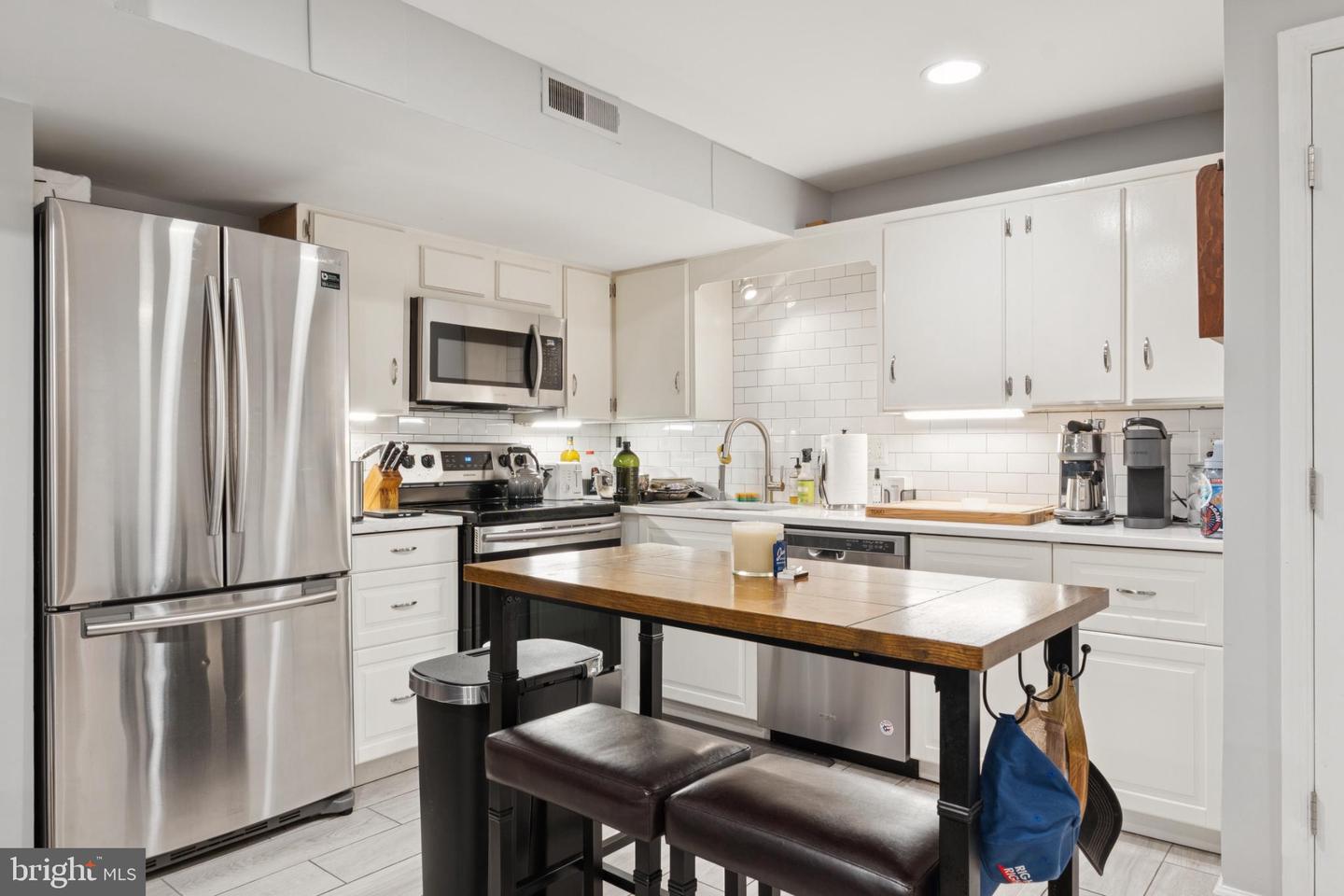 1406 12TH ST NW, WASHINGTON, District Of Columbia 20005, 6 Bedrooms Bedrooms, ,4 BathroomsBathrooms,Residential,For sale,1406 12TH ST NW,DCDC2221726 MLS # DCDC2221726