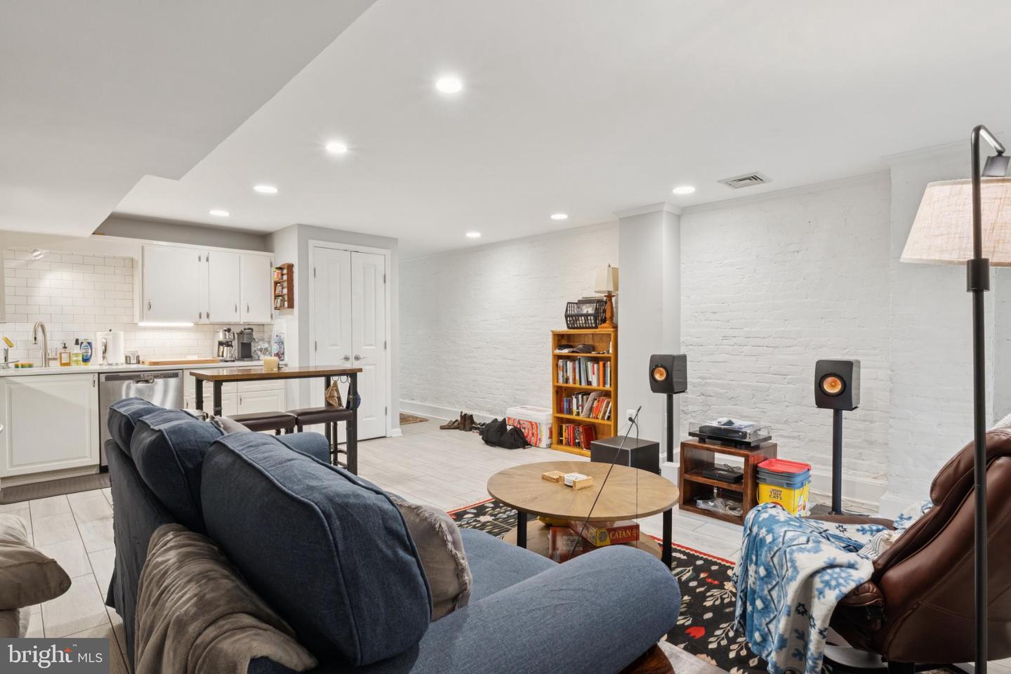 1406 12TH ST NW, WASHINGTON, District Of Columbia 20005, 6 Bedrooms Bedrooms, ,4 BathroomsBathrooms,Residential,For sale,1406 12TH ST NW,DCDC2221726 MLS # DCDC2221726