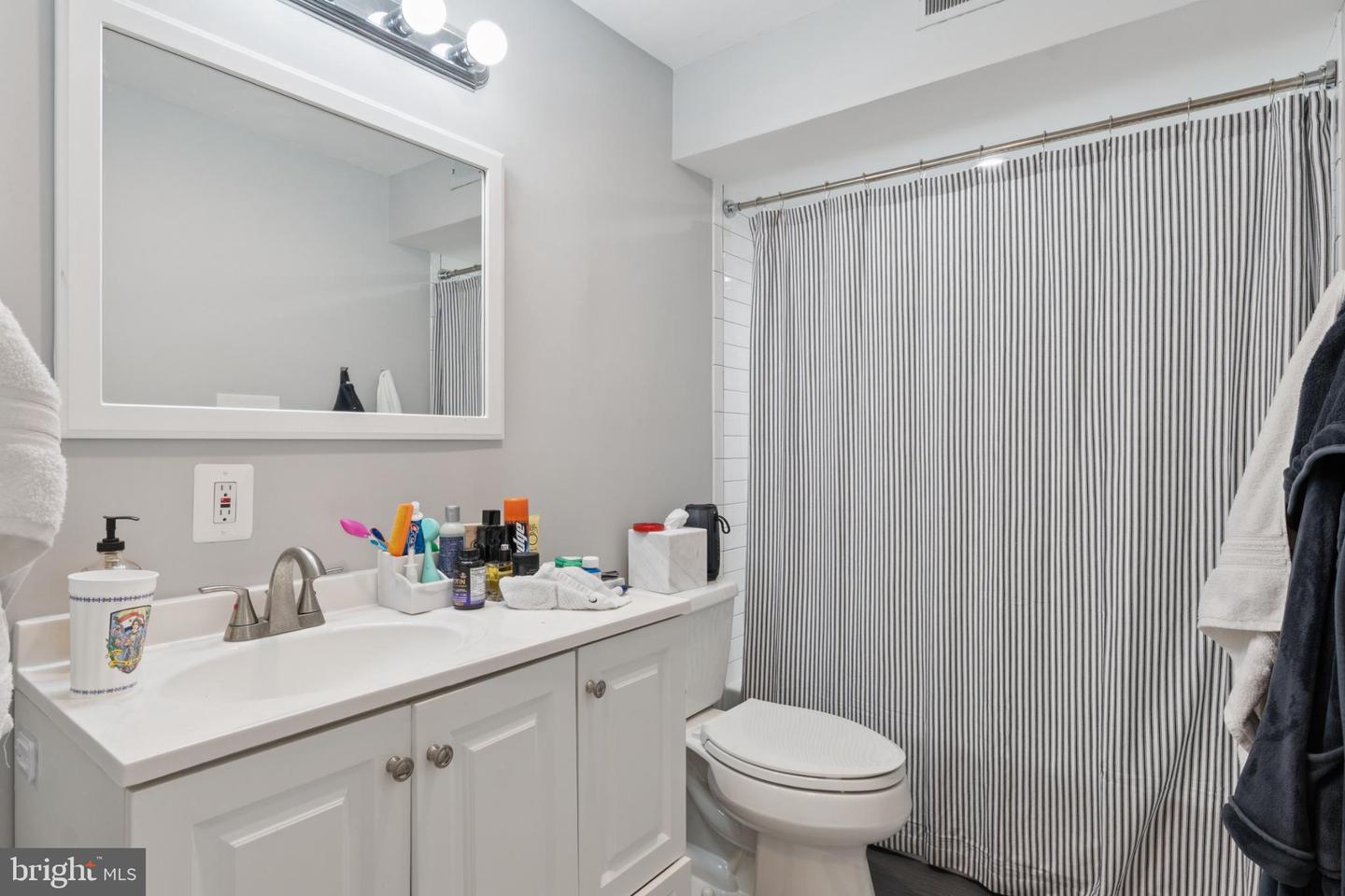 1406 12TH ST NW, WASHINGTON, District Of Columbia 20005, 6 Bedrooms Bedrooms, ,4 BathroomsBathrooms,Residential,For sale,1406 12TH ST NW,DCDC2221726 MLS # DCDC2221726