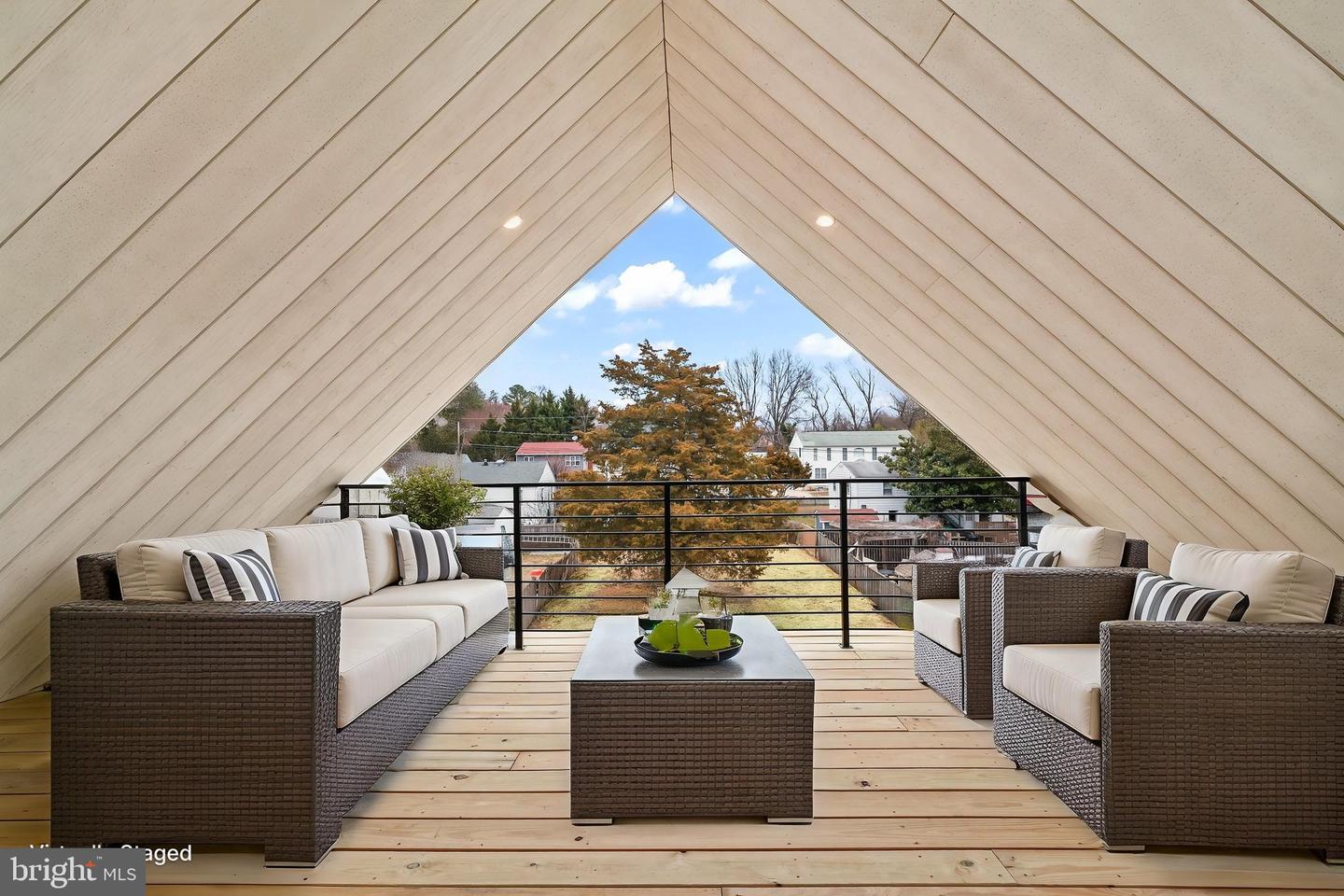 1713 N CAMERON ST, ARLINGTON, Virginia 22207, 6 Bedrooms Bedrooms, ,7 BathroomsBathrooms,Residential,For sale,1713 N CAMERON ST,VAAR2063724 MLS # VAAR2063724 1713 N CAMERON ST, ARLINGTON, Virginia 22207, 6 Bedrooms Bedrooms, ,7 BathroomsBathrooms,Residential,For sale,1713 N CAMERON ST,VAAR2063724 MLS # VAAR2063724