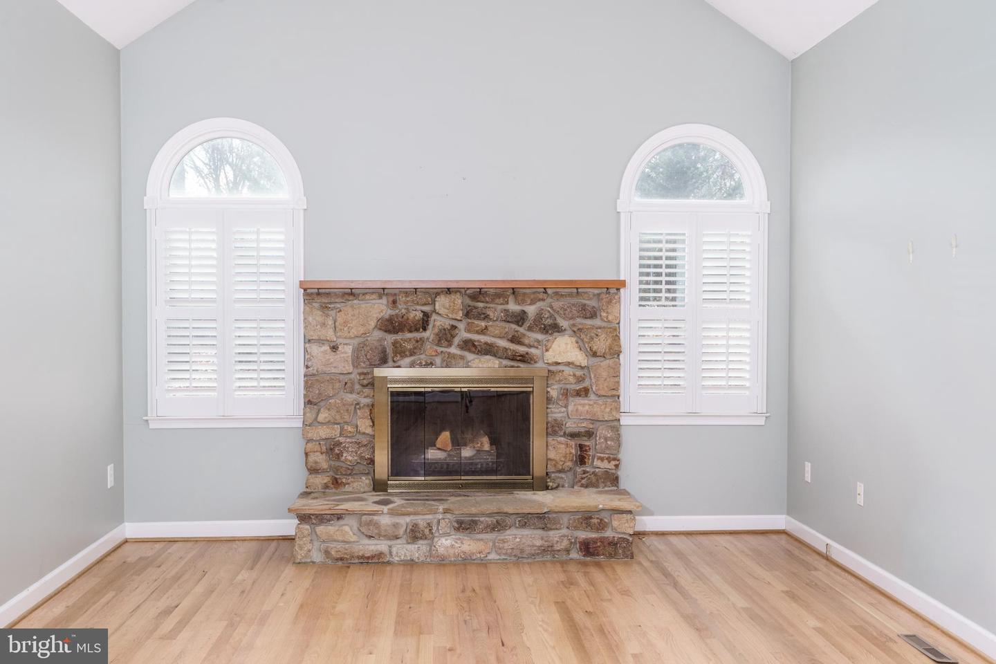 123 OAK HILL DR, WOODSTOCK, Virginia 22664, 3 Bedrooms Bedrooms, ,3 BathroomsBathrooms,Residential,For sale,123 OAK HILL DR,VASH2012552 MLS # VASH2012552 123 OAK HILL DR, WOODSTOCK, Virginia 22664, 3 Bedrooms Bedrooms, ,3 BathroomsBathrooms,Residential,For sale,123 OAK HILL DR,VASH2012552 MLS # VASH2012552