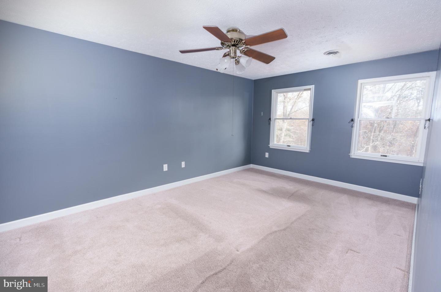 123 OAK HILL DR, WOODSTOCK, Virginia 22664, 3 Bedrooms Bedrooms, ,3 BathroomsBathrooms,Residential,For sale,123 OAK HILL DR,VASH2012552 MLS # VASH2012552 123 OAK HILL DR, WOODSTOCK, Virginia 22664, 3 Bedrooms Bedrooms, ,3 BathroomsBathrooms,Residential,For sale,123 OAK HILL DR,VASH2012552 MLS # VASH2012552