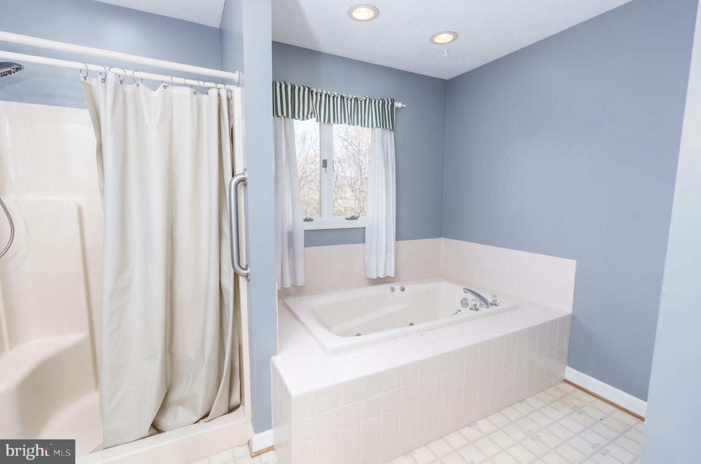 123 OAK HILL DR, WOODSTOCK, Virginia 22664, 3 Bedrooms Bedrooms, ,3 BathroomsBathrooms,Residential,For sale,123 OAK HILL DR,VASH2012552 MLS # VASH2012552 123 OAK HILL DR, WOODSTOCK, Virginia 22664, 3 Bedrooms Bedrooms, ,3 BathroomsBathrooms,Residential,For sale,123 OAK HILL DR,VASH2012552 MLS # VASH2012552