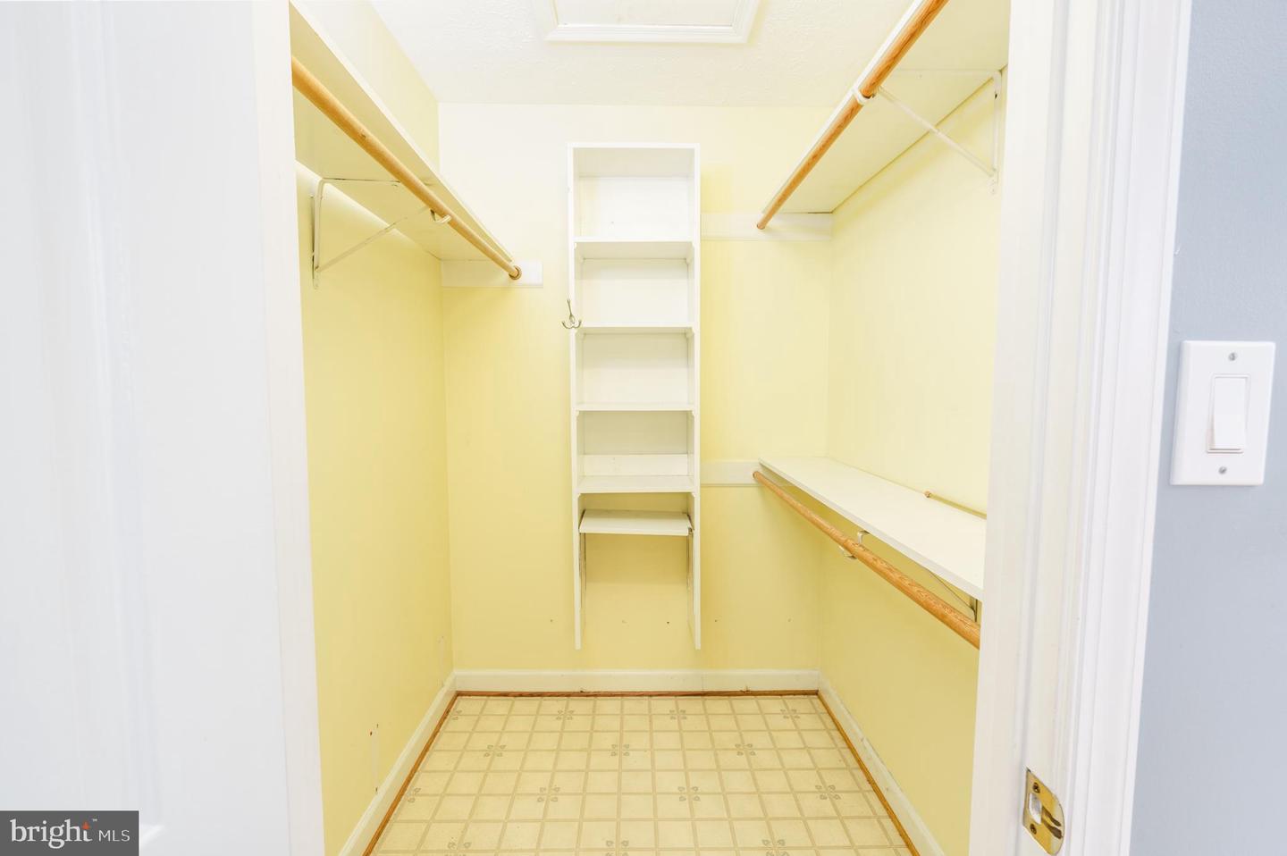 123 OAK HILL DR, WOODSTOCK, Virginia 22664, 3 Bedrooms Bedrooms, ,3 BathroomsBathrooms,Residential,For sale,123 OAK HILL DR,VASH2012552 MLS # VASH2012552 123 OAK HILL DR, WOODSTOCK, Virginia 22664, 3 Bedrooms Bedrooms, ,3 BathroomsBathrooms,Residential,For sale,123 OAK HILL DR,VASH2012552 MLS # VASH2012552