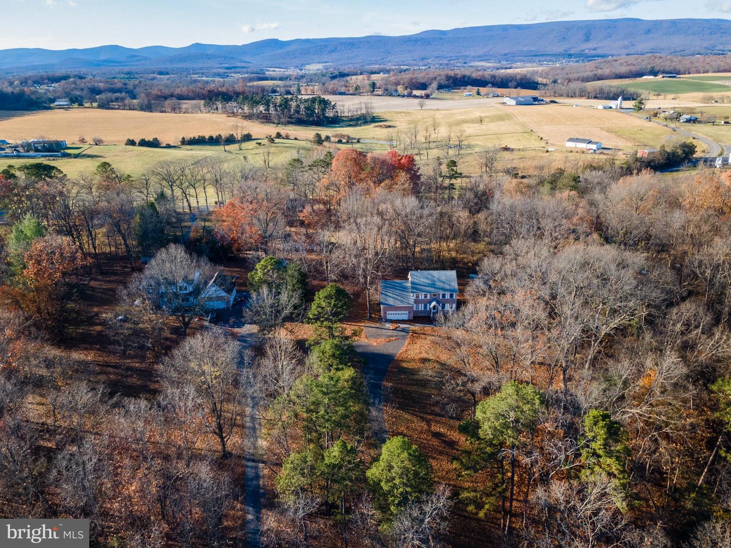 123 OAK HILL DR, WOODSTOCK, Virginia 22664, 3 Bedrooms Bedrooms, ,3 BathroomsBathrooms,Residential,For sale,123 OAK HILL DR,VASH2012552 MLS # VASH2012552 123 OAK HILL DR, WOODSTOCK, Virginia 22664, 3 Bedrooms Bedrooms, ,3 BathroomsBathrooms,Residential,For sale,123 OAK HILL DR,VASH2012552 MLS # VASH2012552