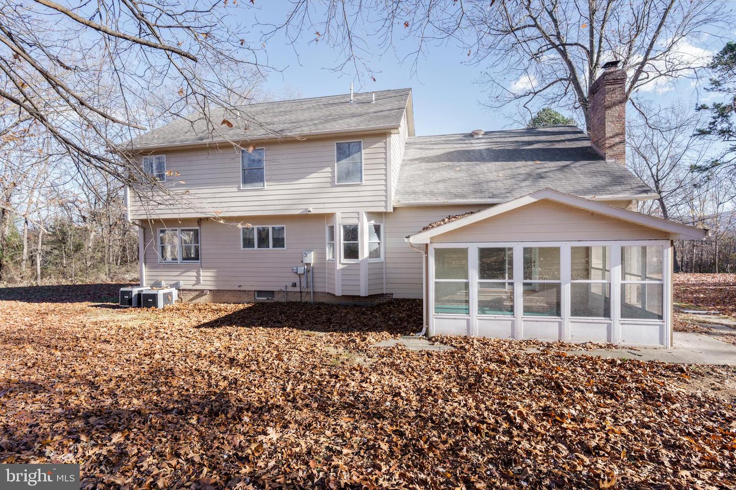 123 OAK HILL DR, WOODSTOCK, Virginia 22664, 3 Bedrooms Bedrooms, ,3 BathroomsBathrooms,Residential,For sale,123 OAK HILL DR,VASH2012552 MLS # VASH2012552 123 OAK HILL DR, WOODSTOCK, Virginia 22664, 3 Bedrooms Bedrooms, ,3 BathroomsBathrooms,Residential,For sale,123 OAK HILL DR,VASH2012552 MLS # VASH2012552