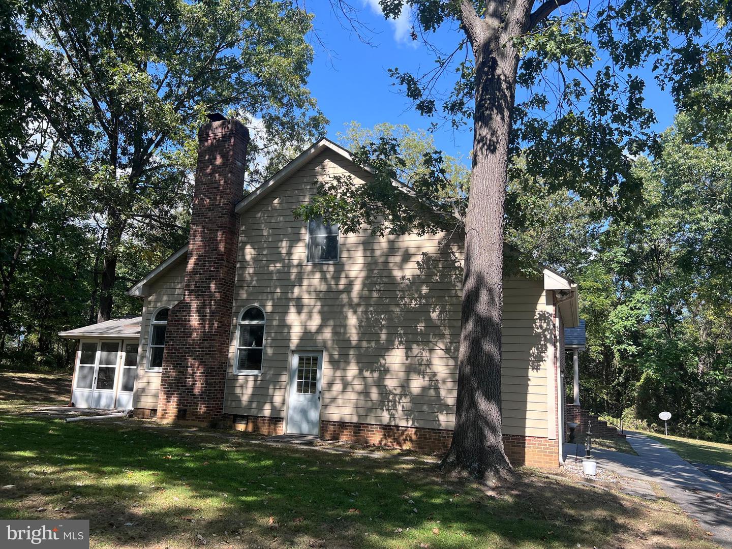 123 OAK HILL DR, WOODSTOCK, Virginia 22664, 3 Bedrooms Bedrooms, ,3 BathroomsBathrooms,Residential,For sale,123 OAK HILL DR,VASH2012552 MLS # VASH2012552 123 OAK HILL DR, WOODSTOCK, Virginia 22664, 3 Bedrooms Bedrooms, ,3 BathroomsBathrooms,Residential,For sale,123 OAK HILL DR,VASH2012552 MLS # VASH2012552