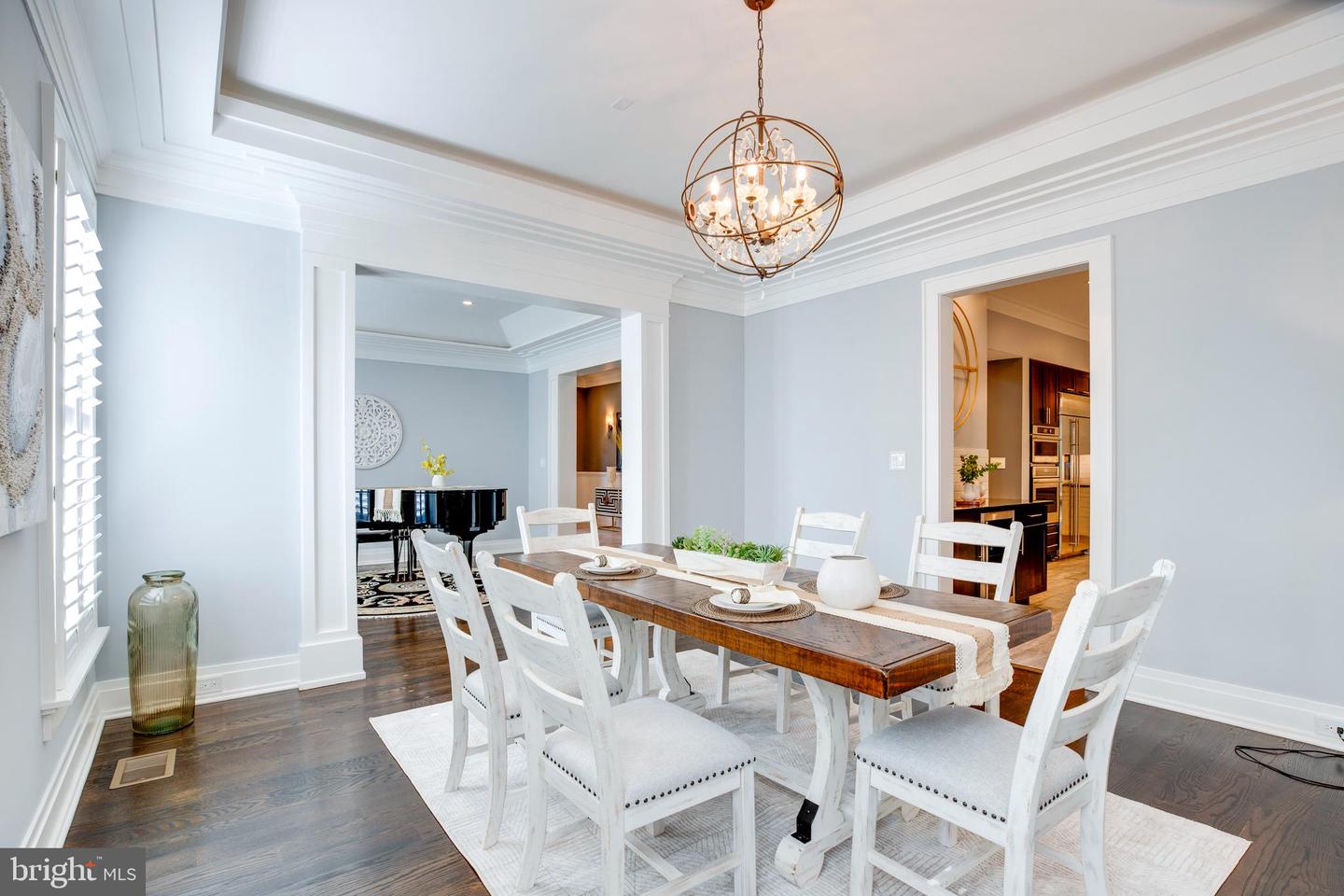 510 WALKER ST SW, VIENNA, Virginia 22180, 5 Bedrooms Bedrooms, ,4 BathroomsBathrooms,Residential,For sale,510 WALKER ST SW,VAFX2267652 MLS # VAFX2267652