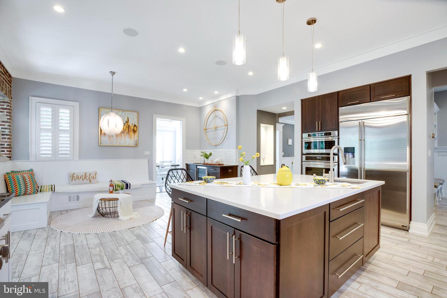 510 WALKER ST SW, VIENNA, Virginia 22180, 5 Bedrooms Bedrooms, ,4 BathroomsBathrooms,Residential,For sale,510 WALKER ST SW,VAFX2267652 MLS # VAFX2267652