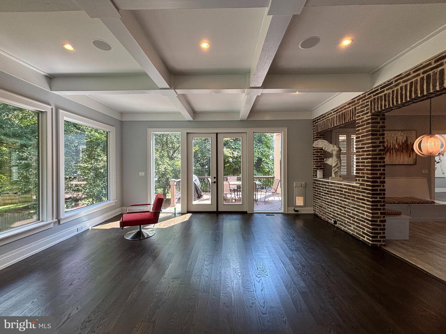 510 WALKER ST SW, VIENNA, Virginia 22180, 5 Bedrooms Bedrooms, ,4 BathroomsBathrooms,Residential,For sale,510 WALKER ST SW,VAFX2267652 MLS # VAFX2267652