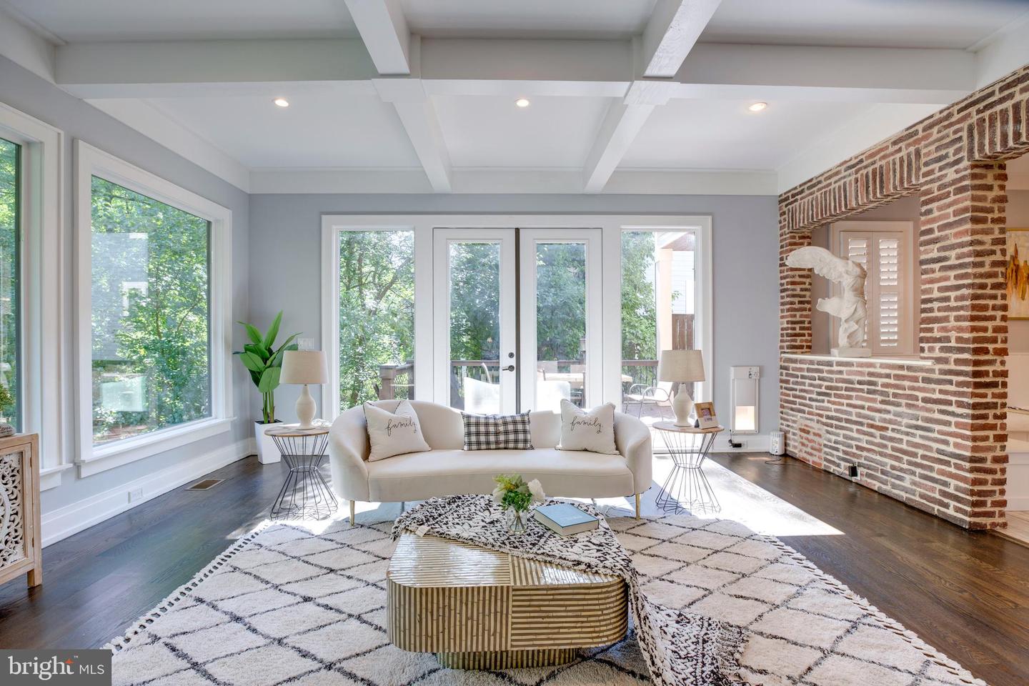 510 WALKER ST SW, VIENNA, Virginia 22180, 5 Bedrooms Bedrooms, ,4 BathroomsBathrooms,Residential,For sale,510 WALKER ST SW,VAFX2267652 MLS # VAFX2267652