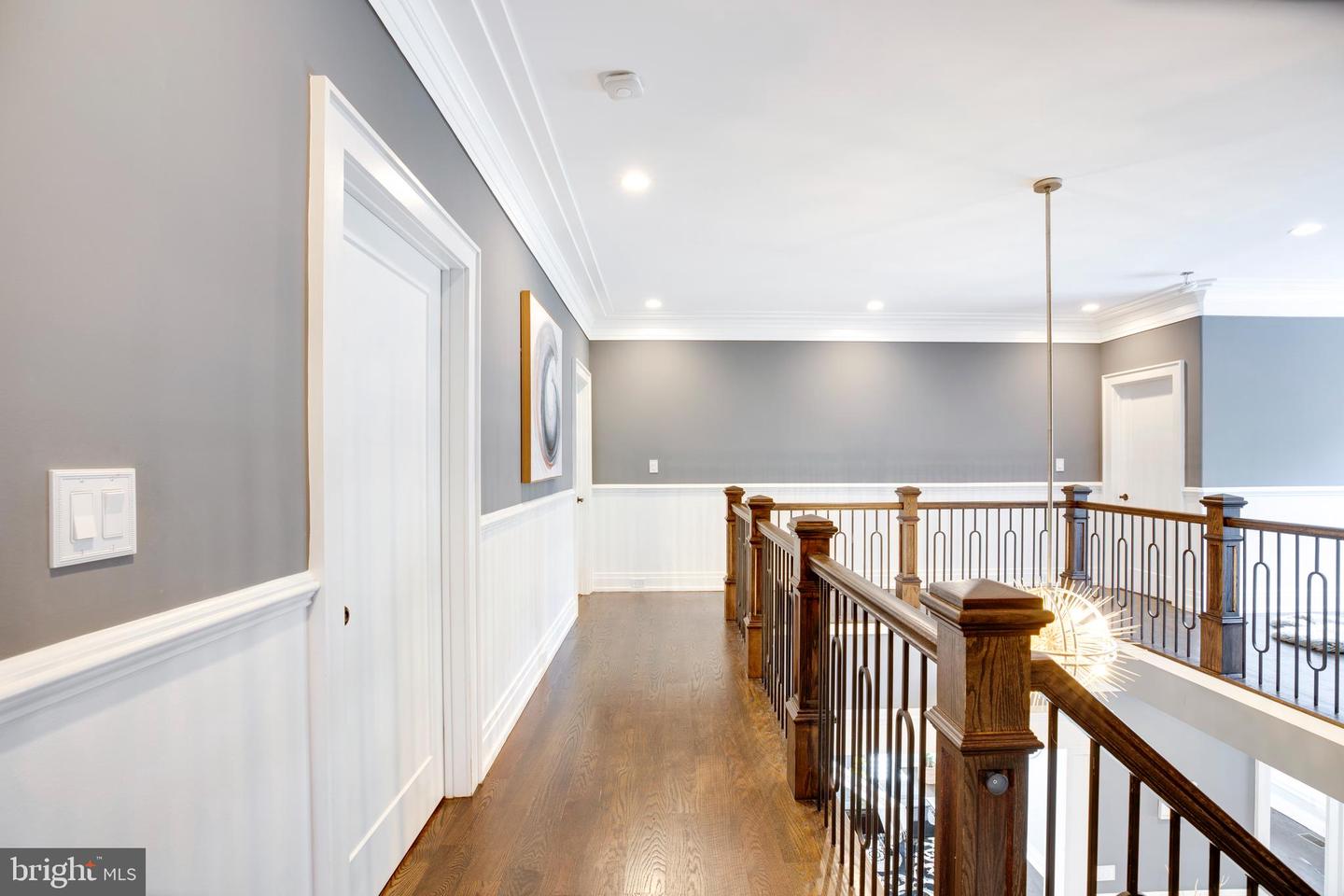 510 WALKER ST SW, VIENNA, Virginia 22180, 5 Bedrooms Bedrooms, ,4 BathroomsBathrooms,Residential,For sale,510 WALKER ST SW,VAFX2267652 MLS # VAFX2267652