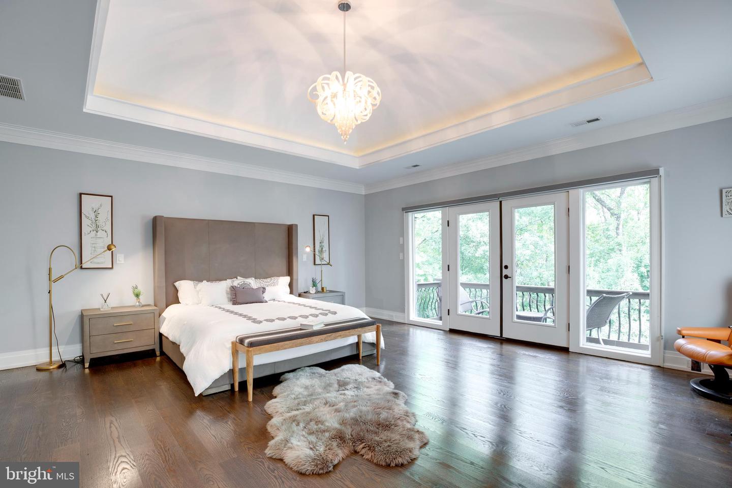 510 WALKER ST SW, VIENNA, Virginia 22180, 5 Bedrooms Bedrooms, ,4 BathroomsBathrooms,Residential,For sale,510 WALKER ST SW,VAFX2267652 MLS # VAFX2267652