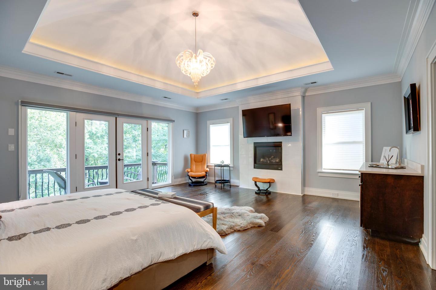 510 WALKER ST SW, VIENNA, Virginia 22180, 5 Bedrooms Bedrooms, ,4 BathroomsBathrooms,Residential,For sale,510 WALKER ST SW,VAFX2267652 MLS # VAFX2267652