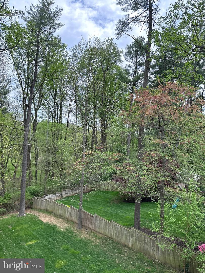 510 WALKER ST SW, VIENNA, Virginia 22180, 5 Bedrooms Bedrooms, ,4 BathroomsBathrooms,Residential,For sale,510 WALKER ST SW,VAFX2267652 MLS # VAFX2267652