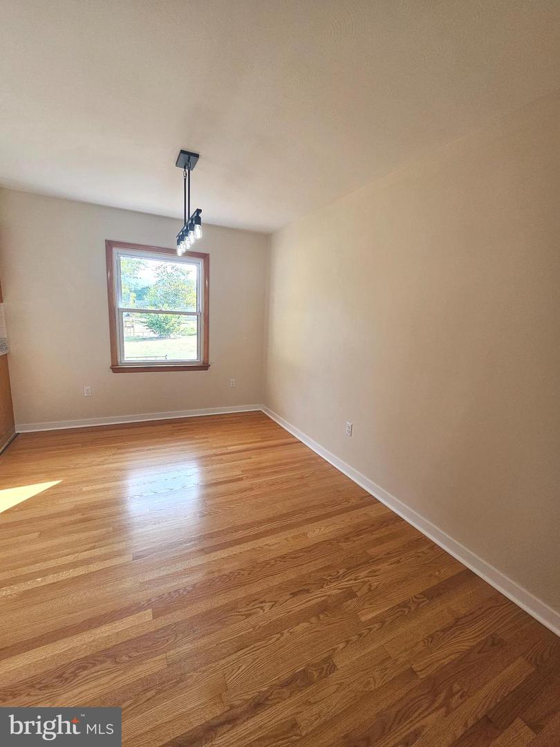 421 SUPERIOR AVE, WINCHESTER, Virginia 22601, 3 Bedrooms Bedrooms, ,2 BathroomsBathrooms,Residential,For sale,421 SUPERIOR AVE,VAWI2009092 MLS # VAWI2009092