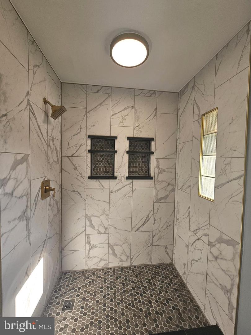 421 SUPERIOR AVE, WINCHESTER, Virginia 22601, 3 Bedrooms Bedrooms, ,2 BathroomsBathrooms,Residential,For sale,421 SUPERIOR AVE,VAWI2009092 MLS # VAWI2009092