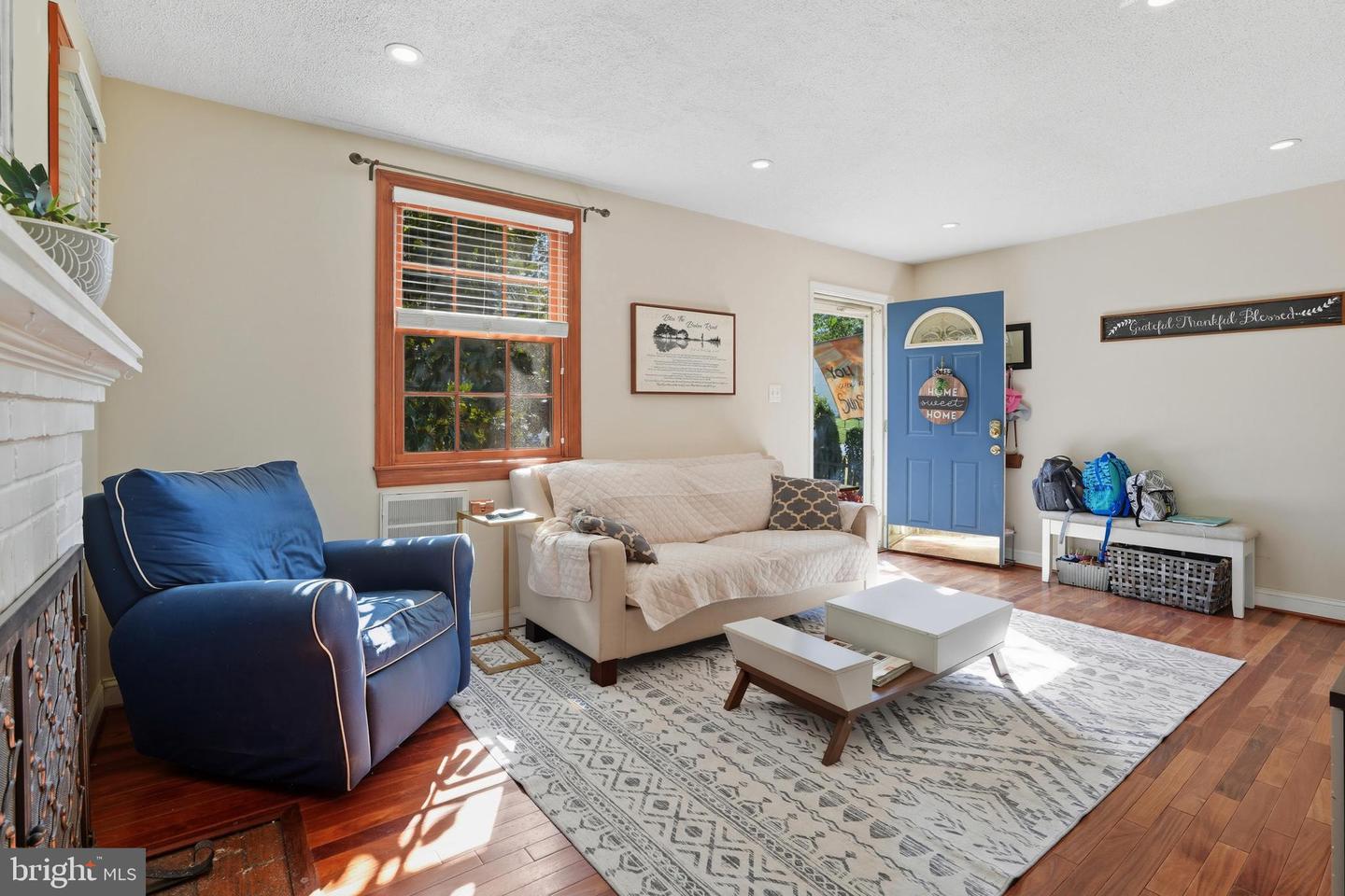 2908 MONROE PL, FALLS CHURCH, Virginia 22042, 3 Bedrooms Bedrooms, ,3 BathroomsBathrooms,Residential,For sale,2908 MONROE PL,VAFX2267772 MLS # VAFX2267772