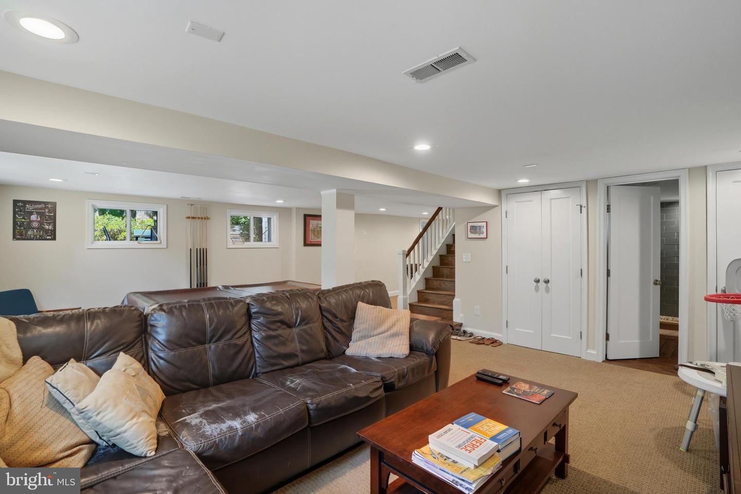 2908 MONROE PL, FALLS CHURCH, Virginia 22042, 3 Bedrooms Bedrooms, ,3 BathroomsBathrooms,Residential,For sale,2908 MONROE PL,VAFX2267772 MLS # VAFX2267772