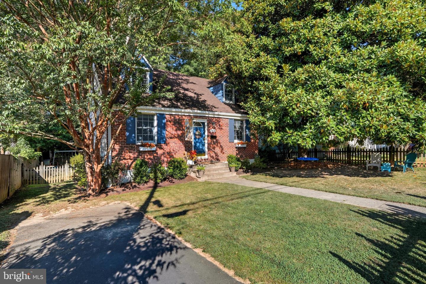 2908 MONROE PL, FALLS CHURCH, Virginia 22042, 3 Bedrooms Bedrooms, ,3 BathroomsBathrooms,Residential,For sale,2908 MONROE PL,VAFX2267772 MLS # VAFX2267772