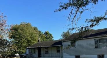 40618 BRADDOCK RD, ALDIE, Virginia 20105, 3 Bedrooms Bedrooms, ,2 BathroomsBathrooms,Residential,For sale,40618 BRADDOCK RD,VALO2106998 MLS # VALO2106998