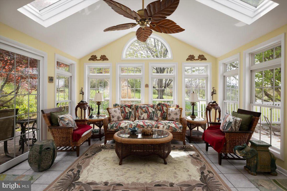 1049 LAUREL GROVE RD, WINCHESTER, Virginia 22602, 3 Bedrooms Bedrooms, ,3 BathroomsBathrooms,Residential,For sale,1049 LAUREL GROVE RD,VAFV2036868 MLS # VAFV2036868